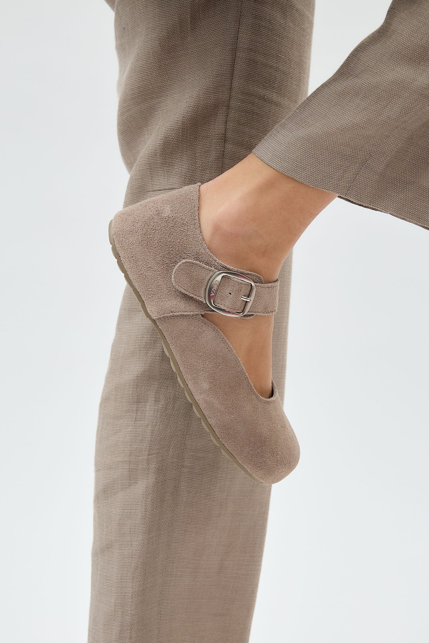 Hunter Grey - Image 15