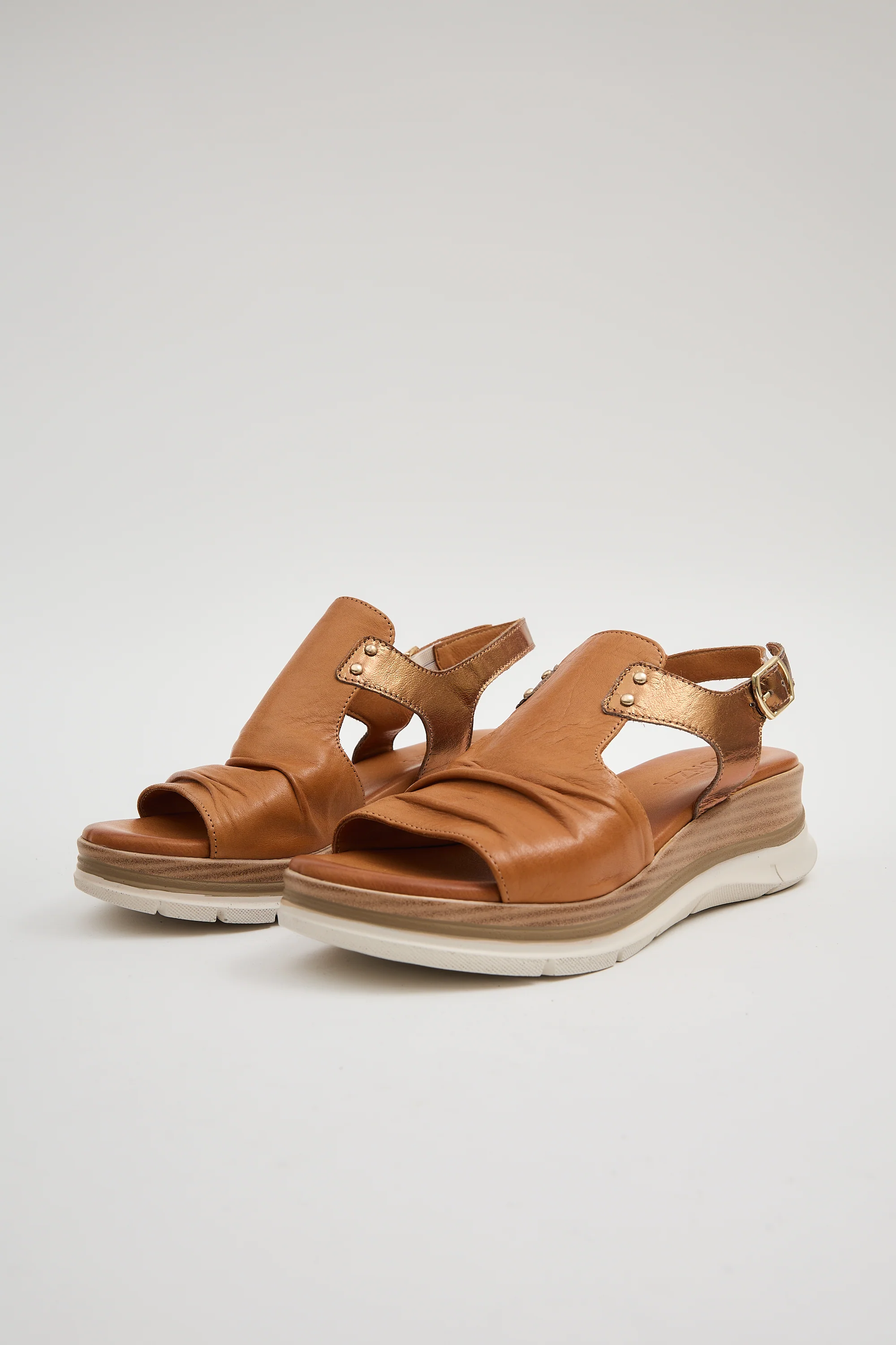 Ines Tan - Image 2