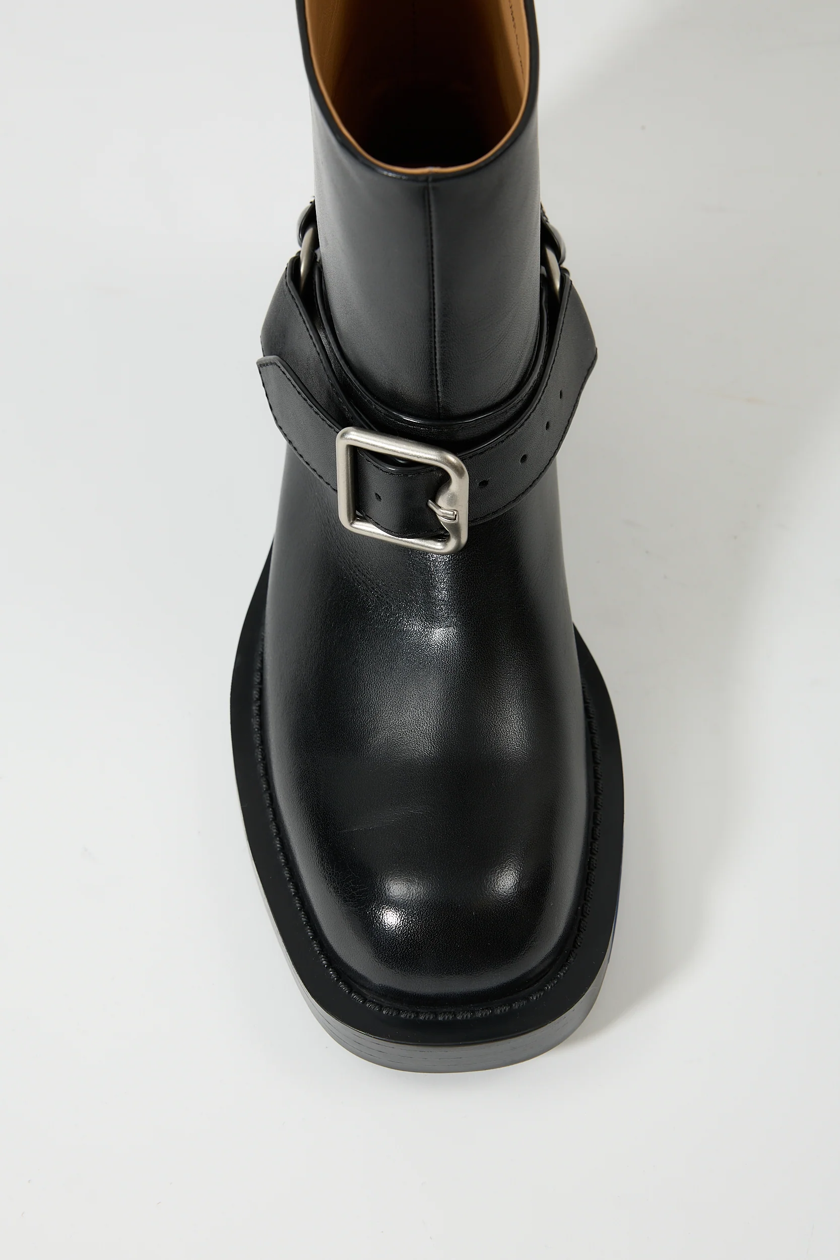 Iris Black - Image 7