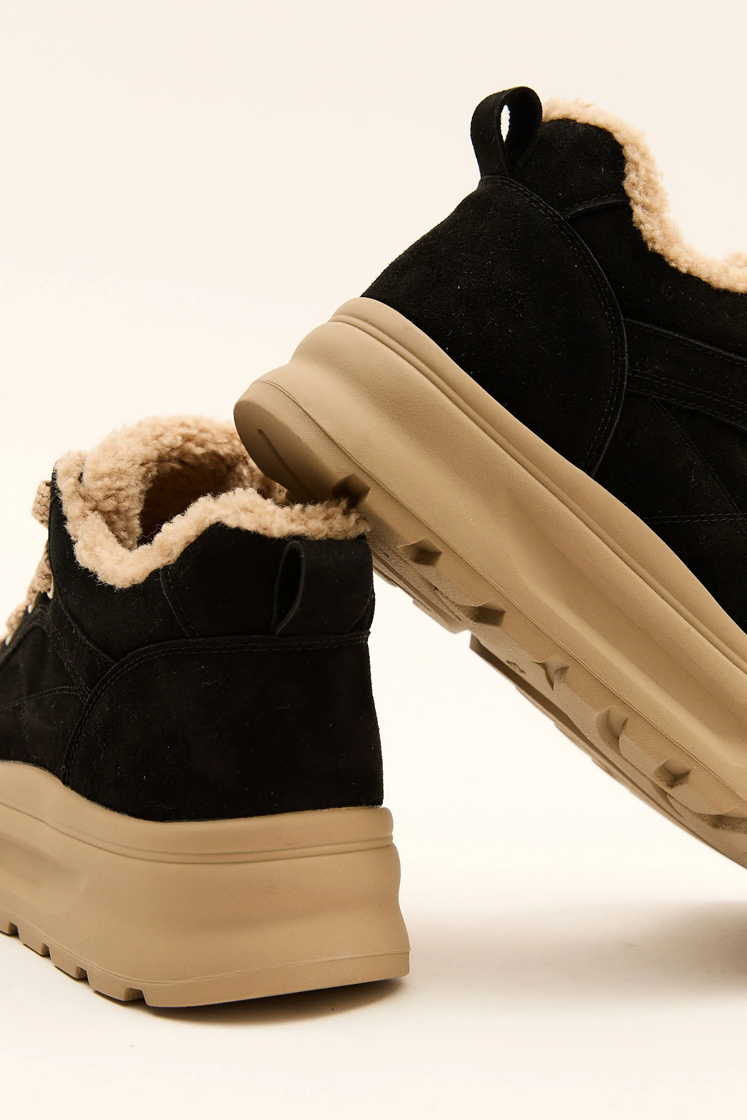 Iserra Black - Image 6