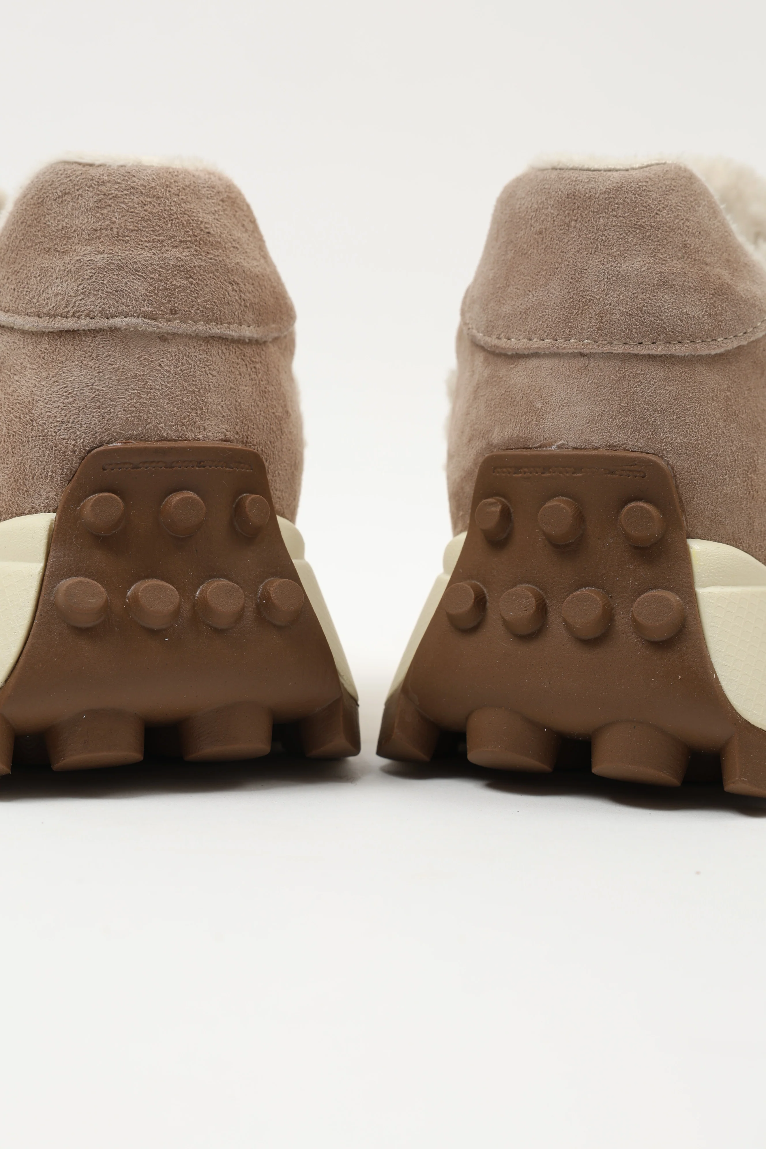 Ismini Beige - Image 4