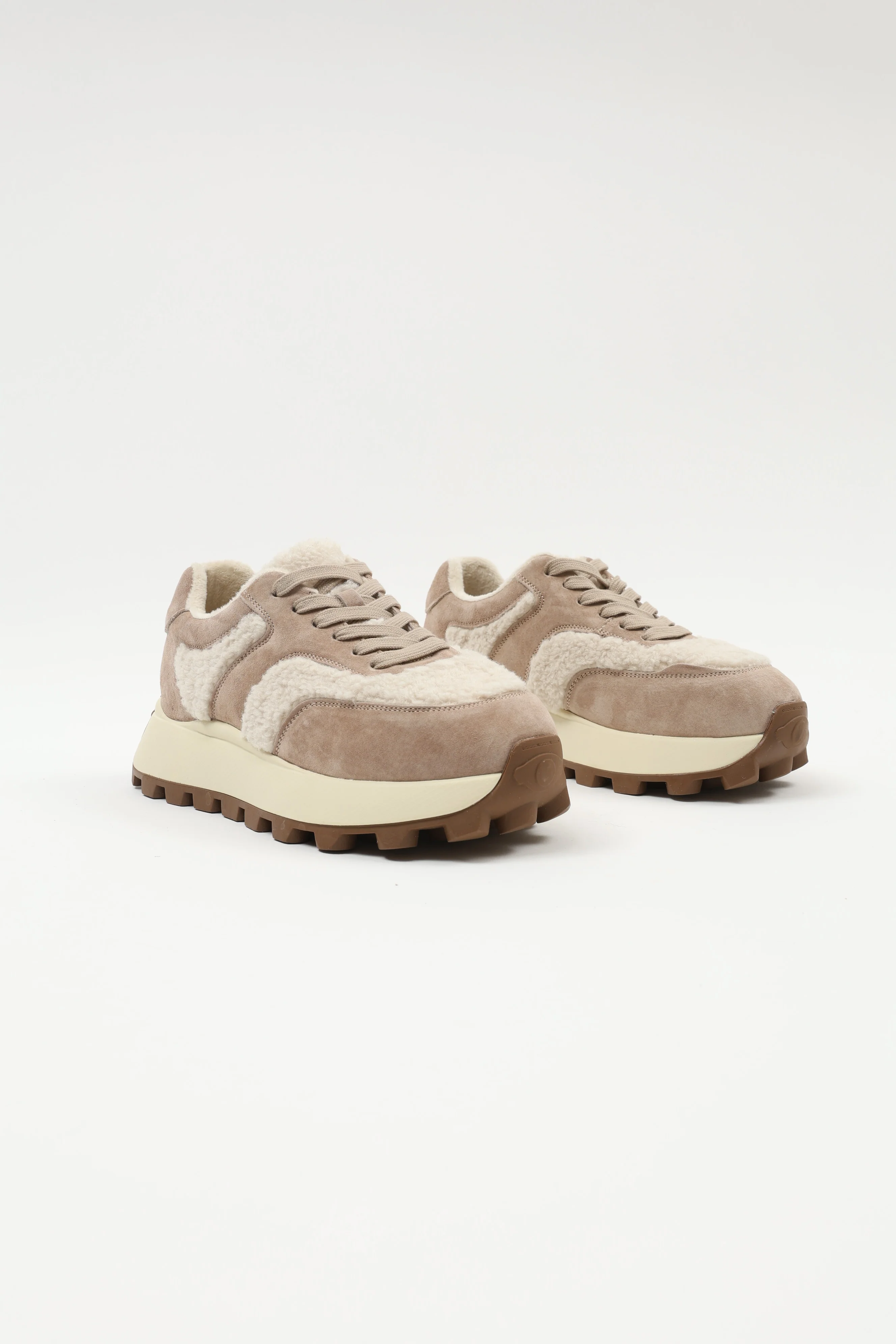 Ismini Beige - Image 5