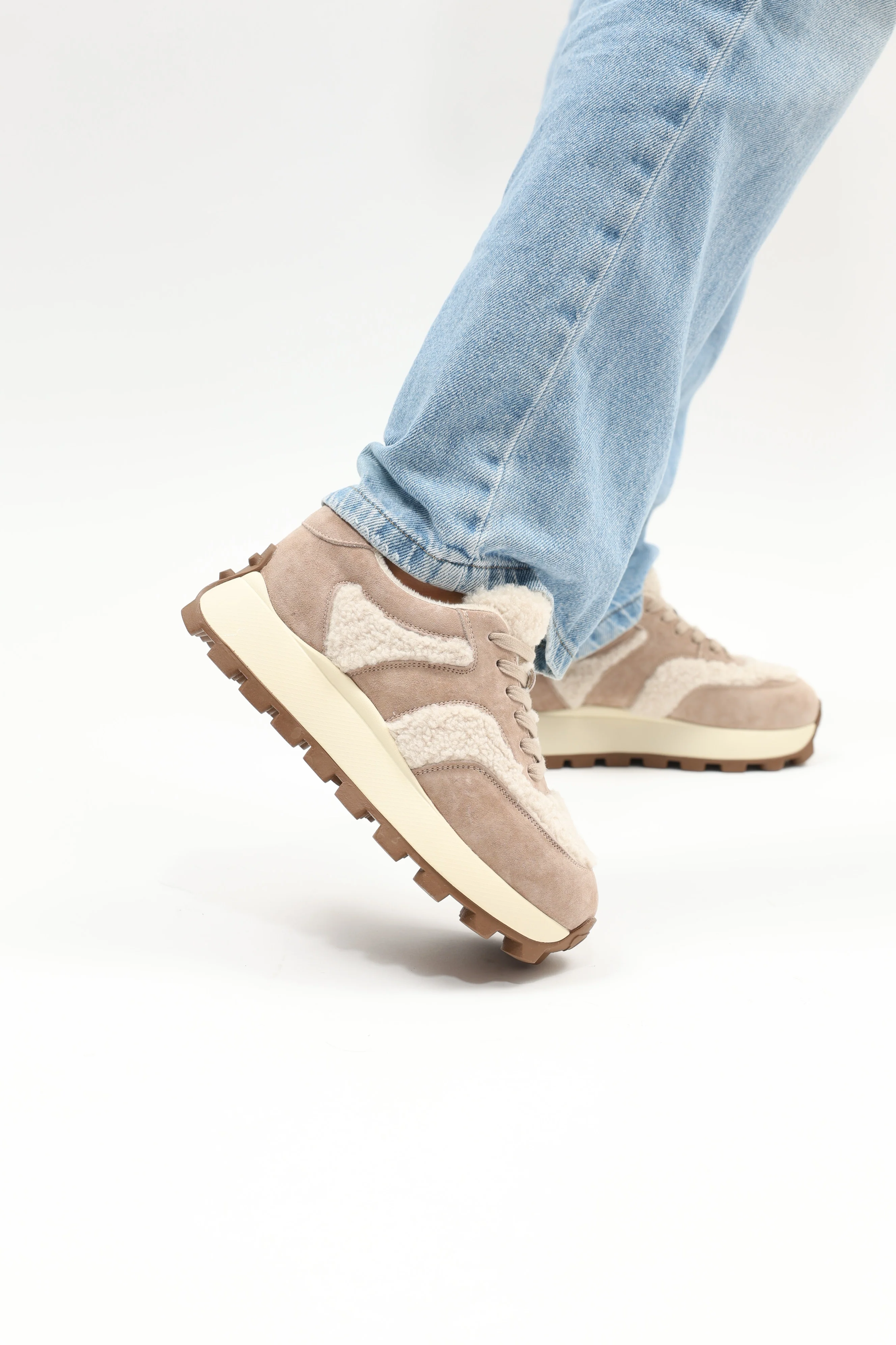 Ismini Beige - Image 7