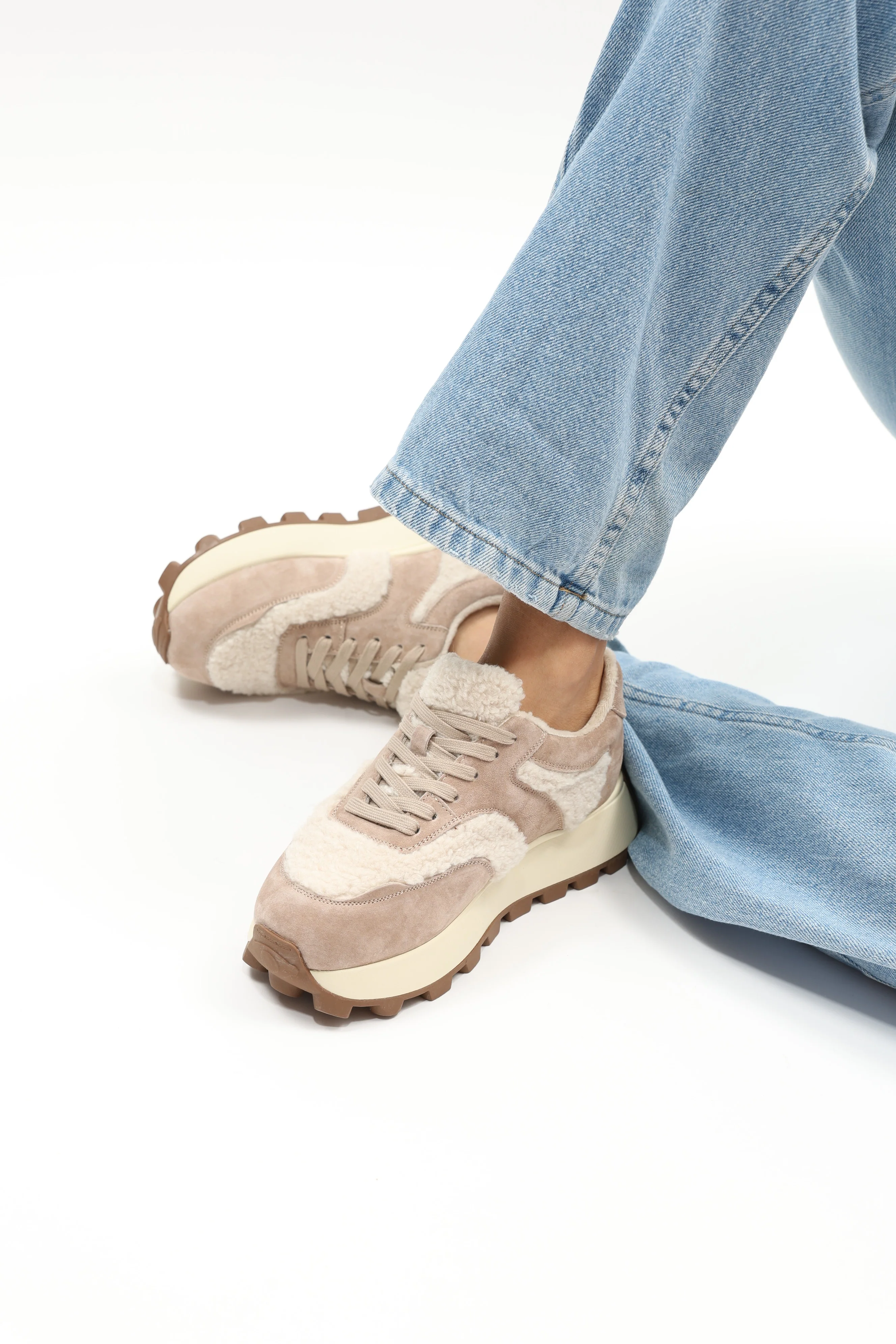 Ismini Beige - Image 9