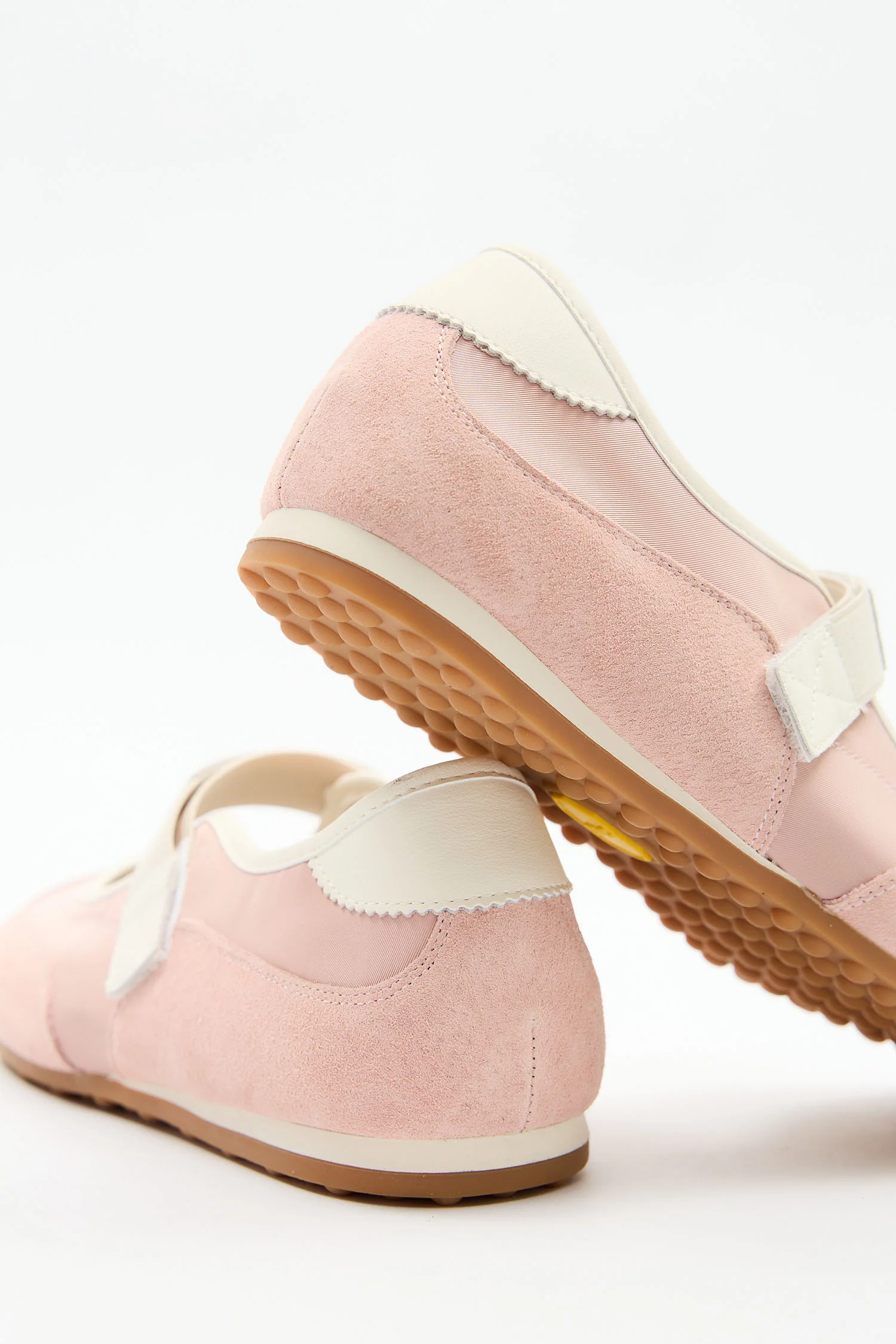 Janet Pink - Image 4