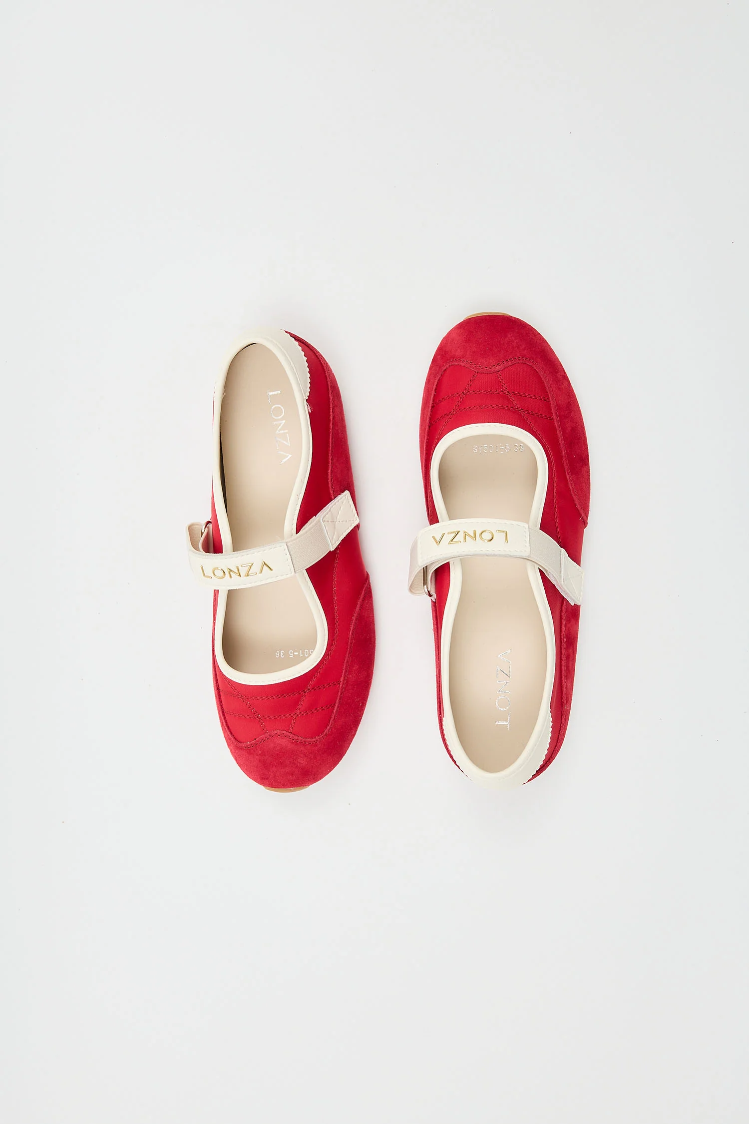 Janet Red - Image 6