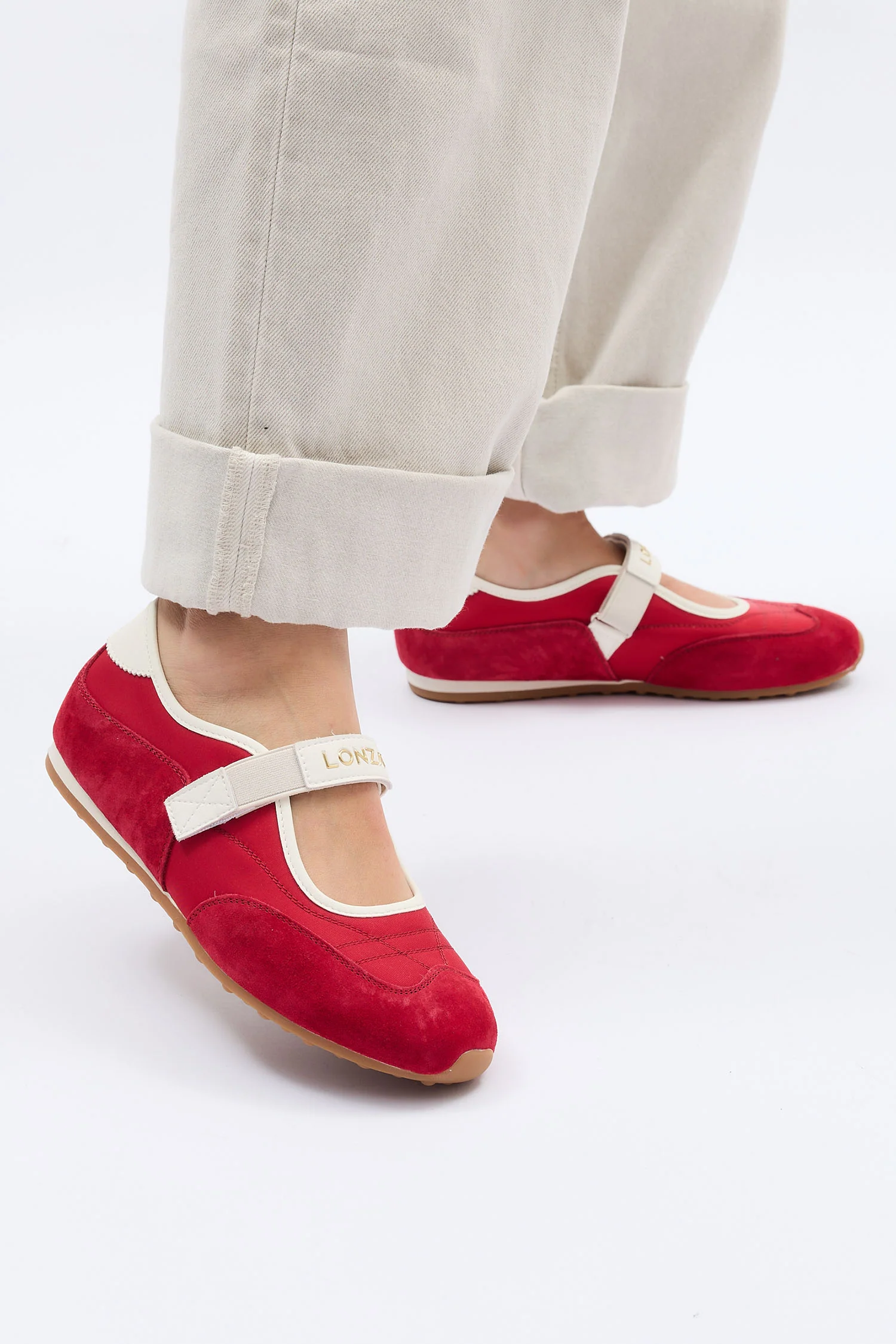 Janet Red - Image 7