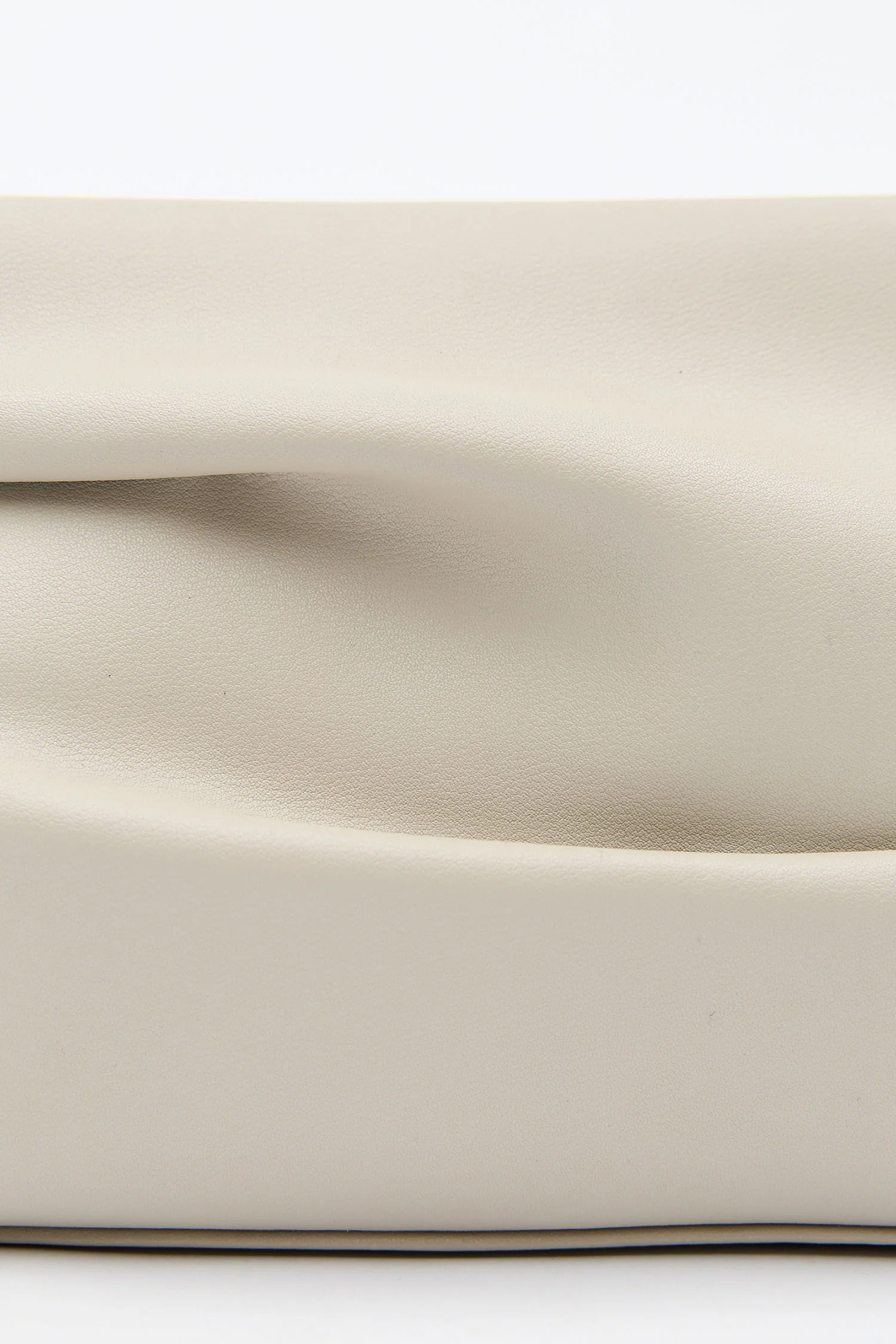 Jesmi White - Image 5
