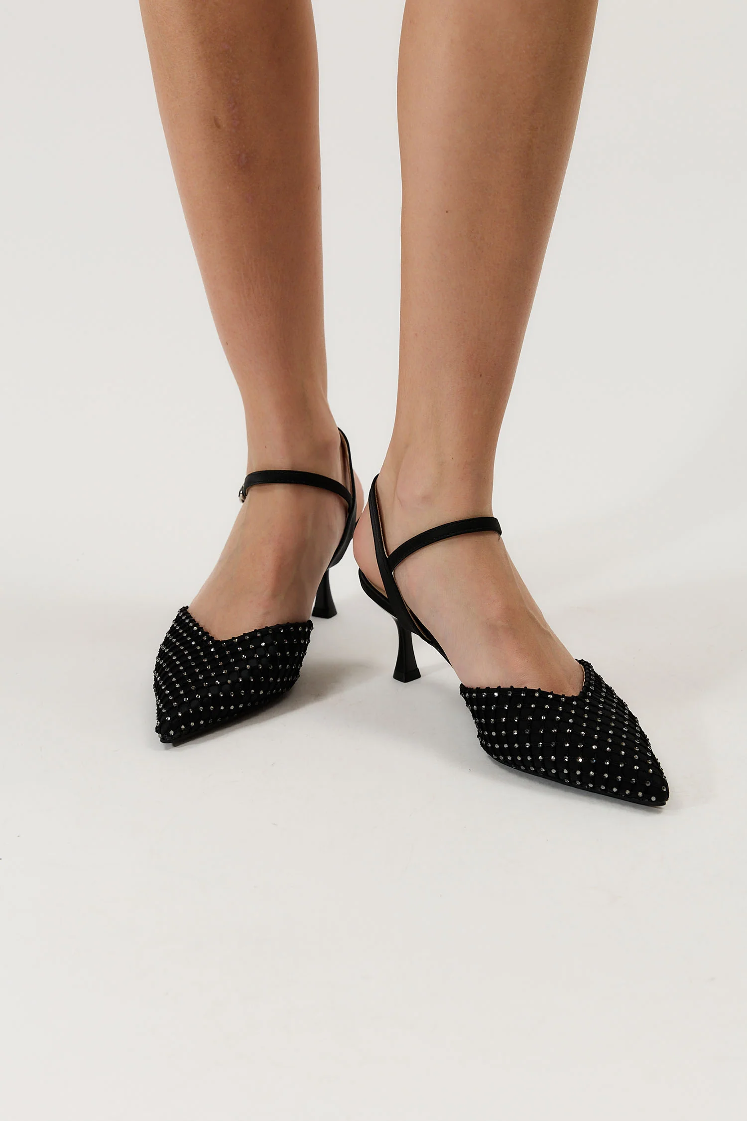 Kamalia Black - Image 6