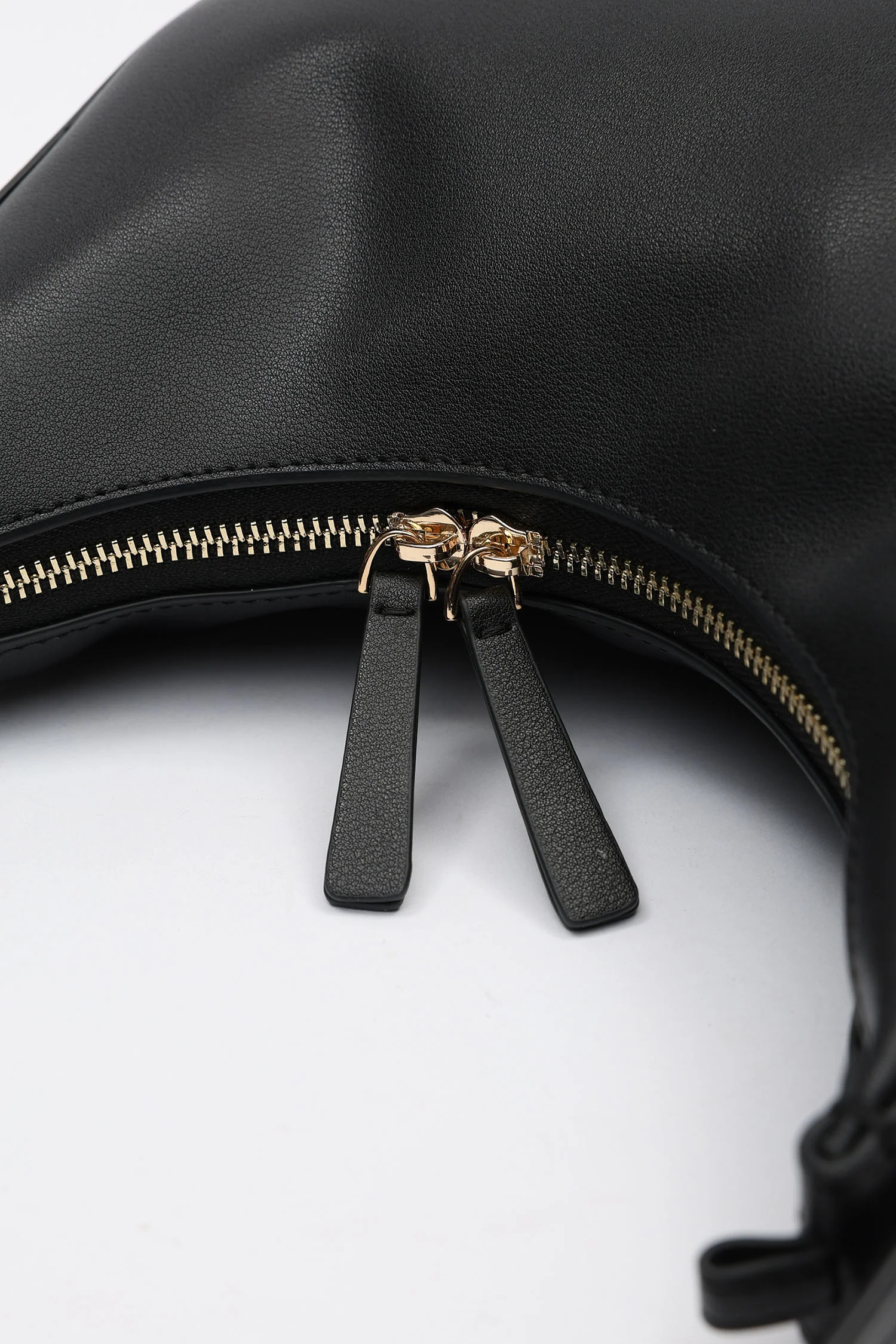 Karemi Black - Image 3