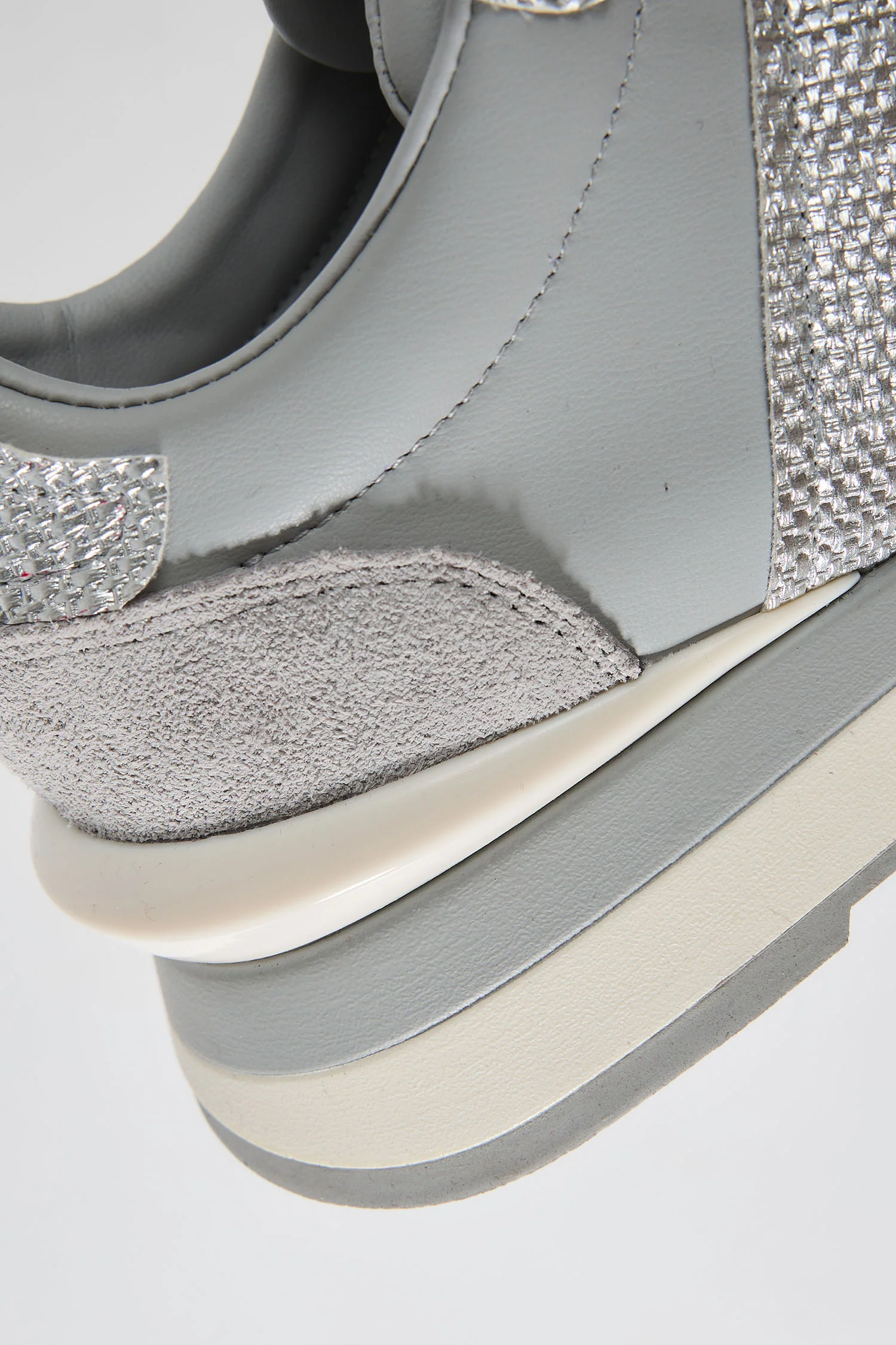 Katla Grey - Image 12