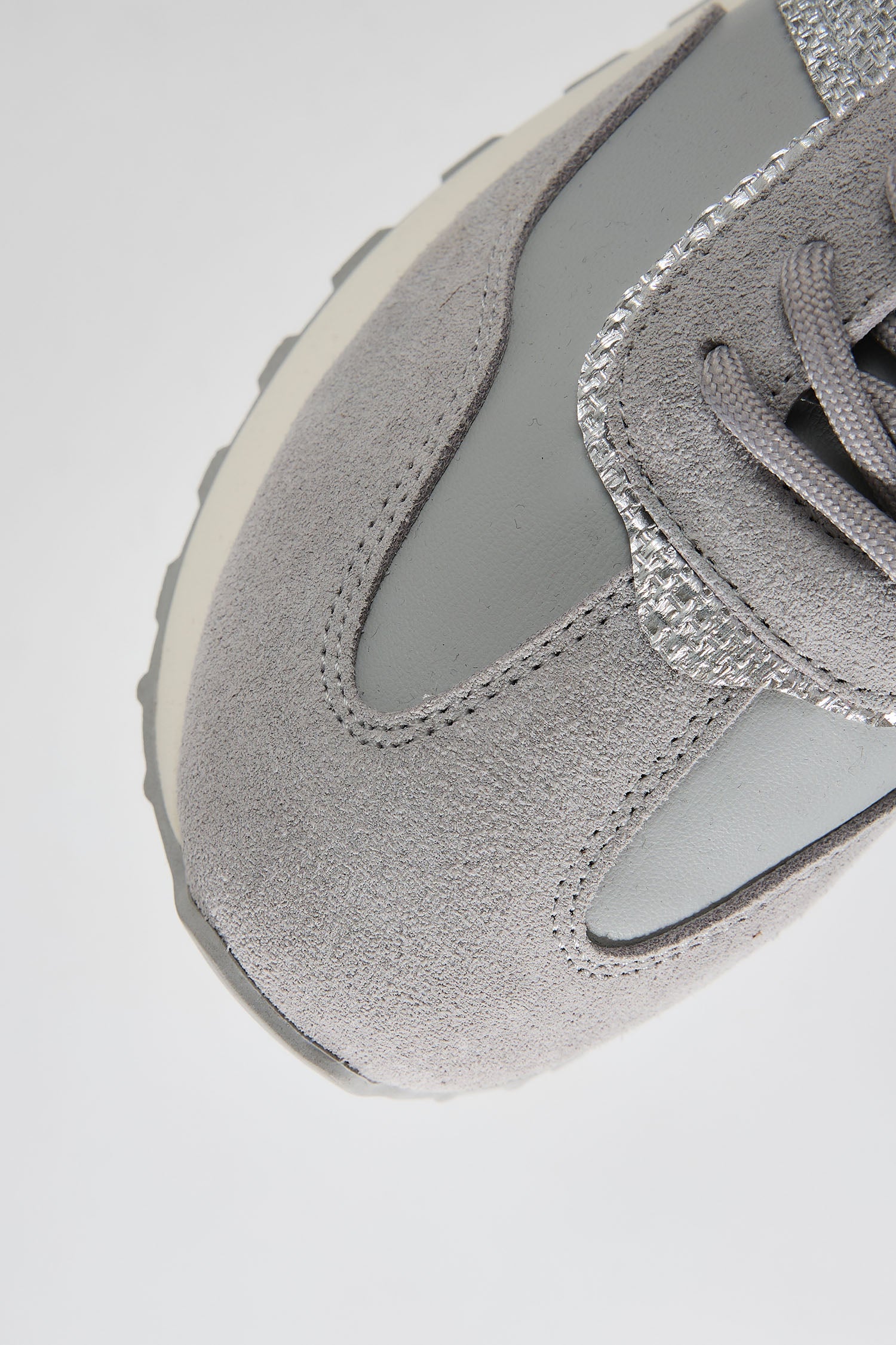 Katla Grey - Image 9