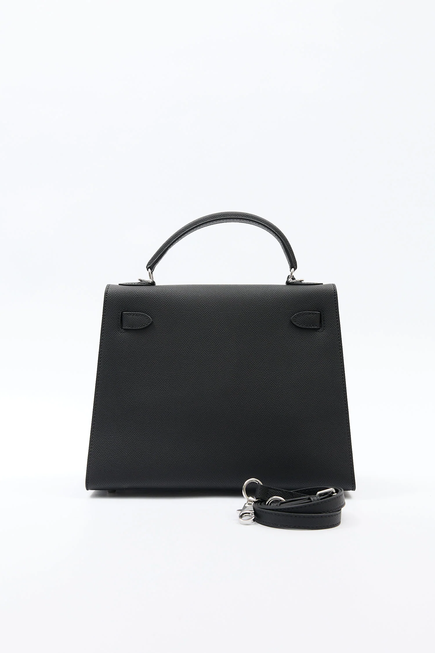 Kelvi Black - Image 4