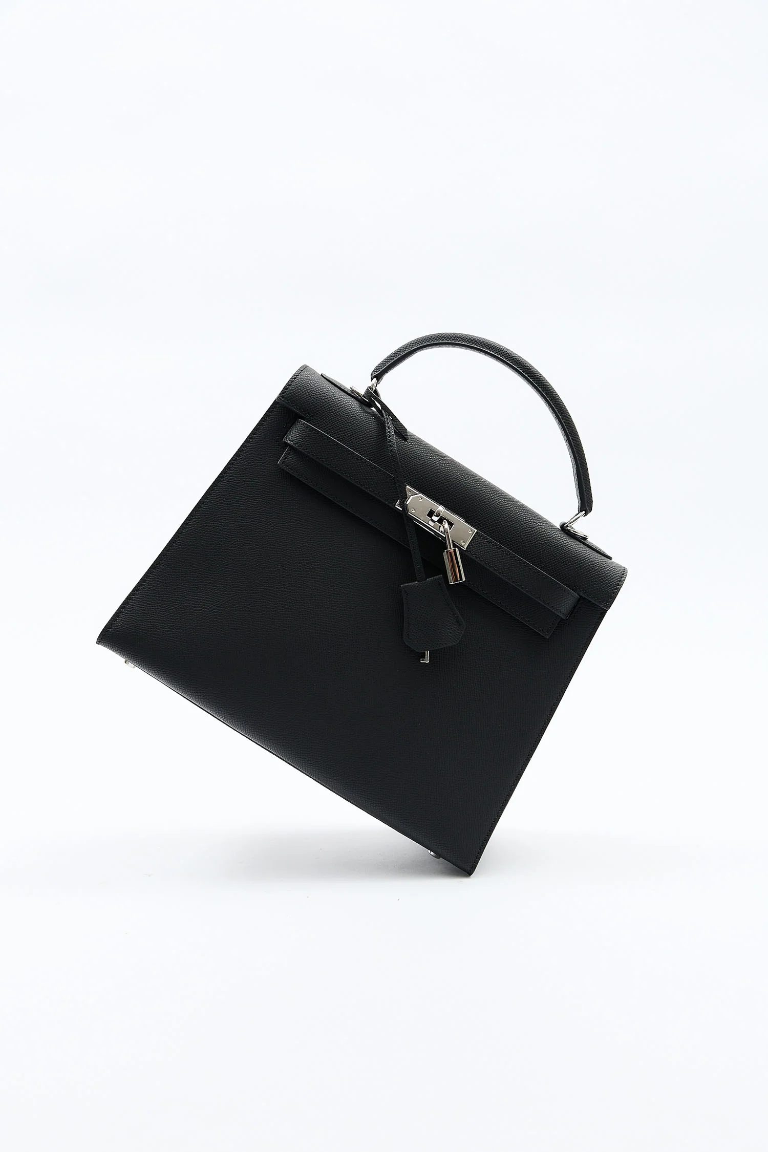 Kelvi Black - Image 5