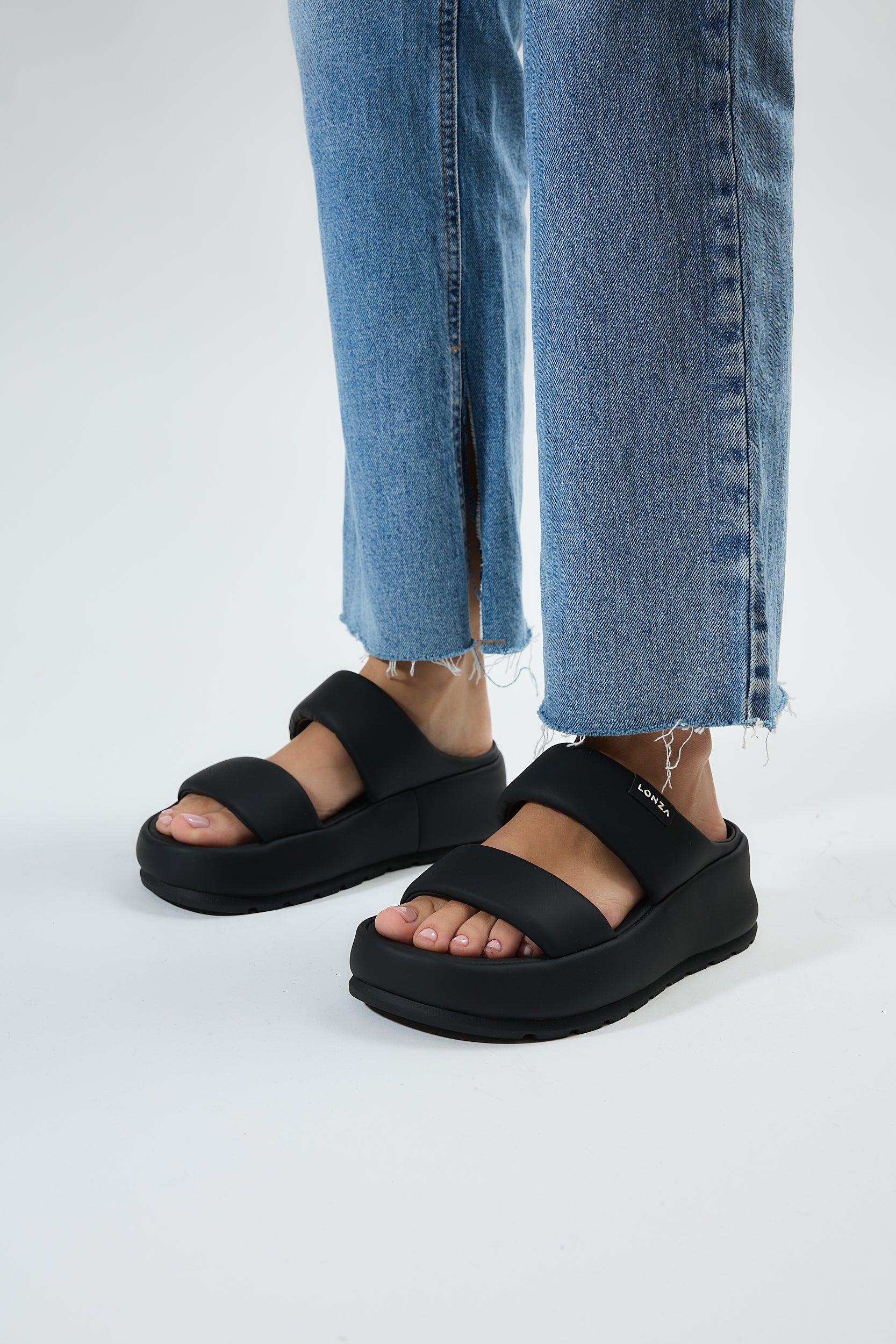 Kore Black - Image 12