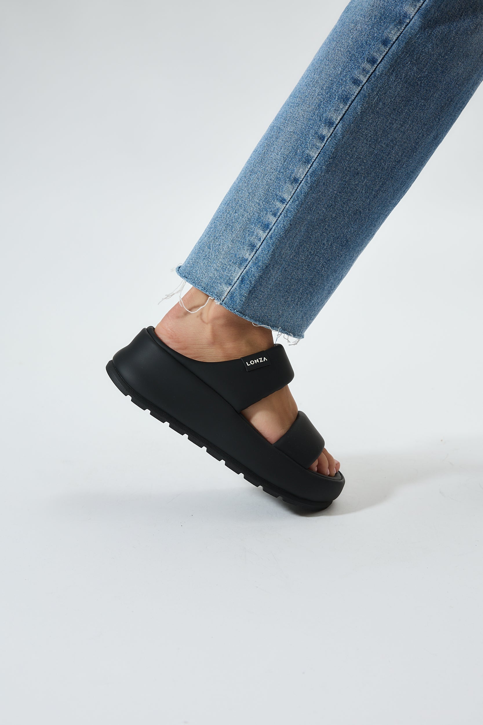 Kore Black - Image 13