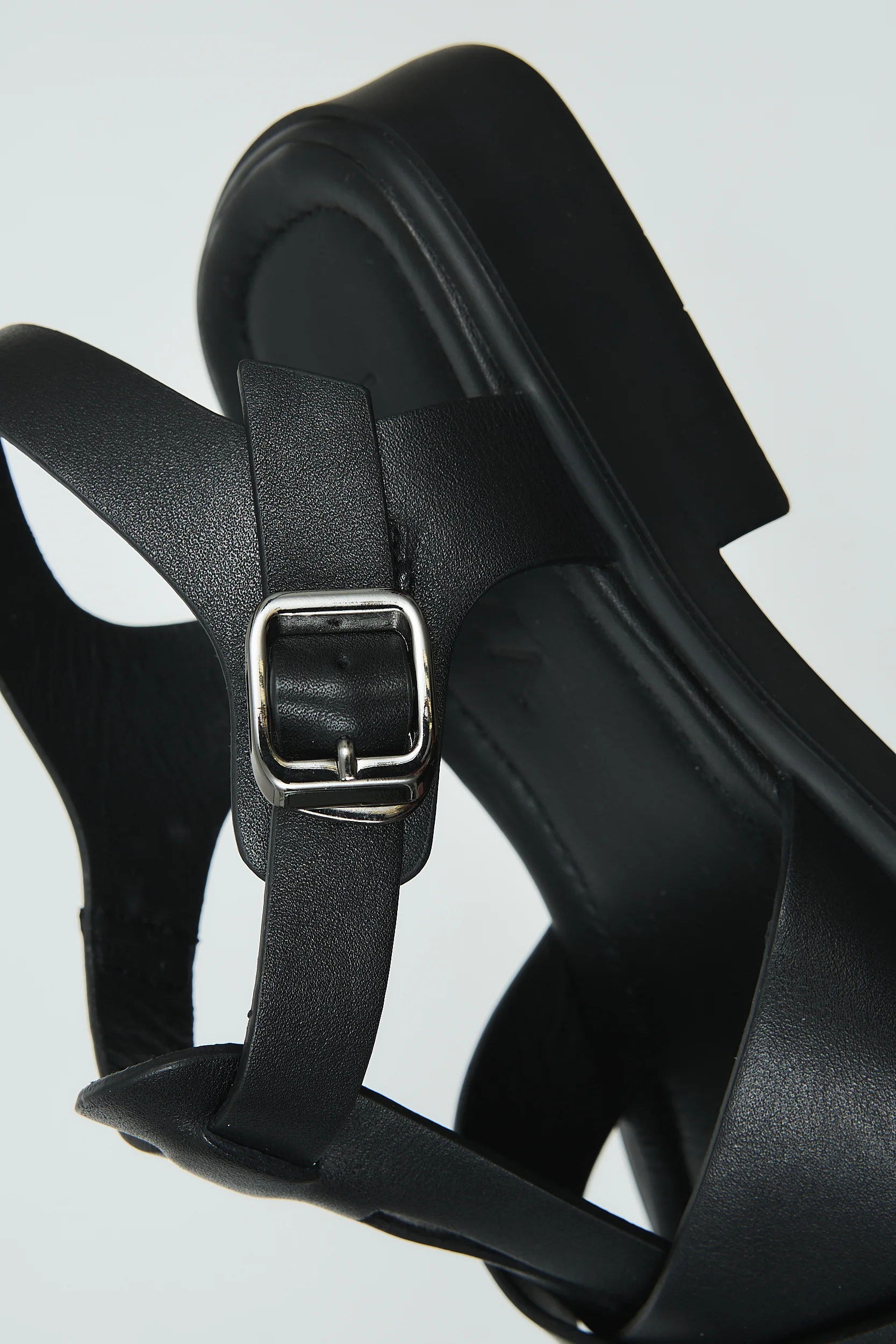 Lanie Black - Image 7