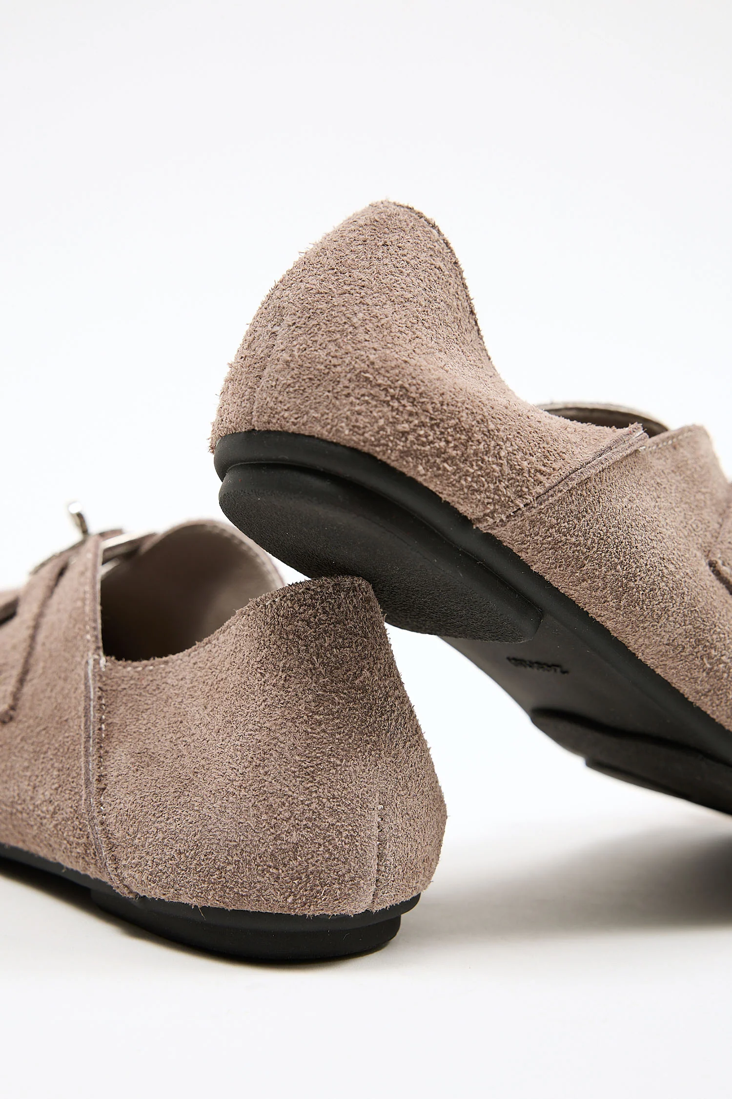 Larin Grey - Image 4