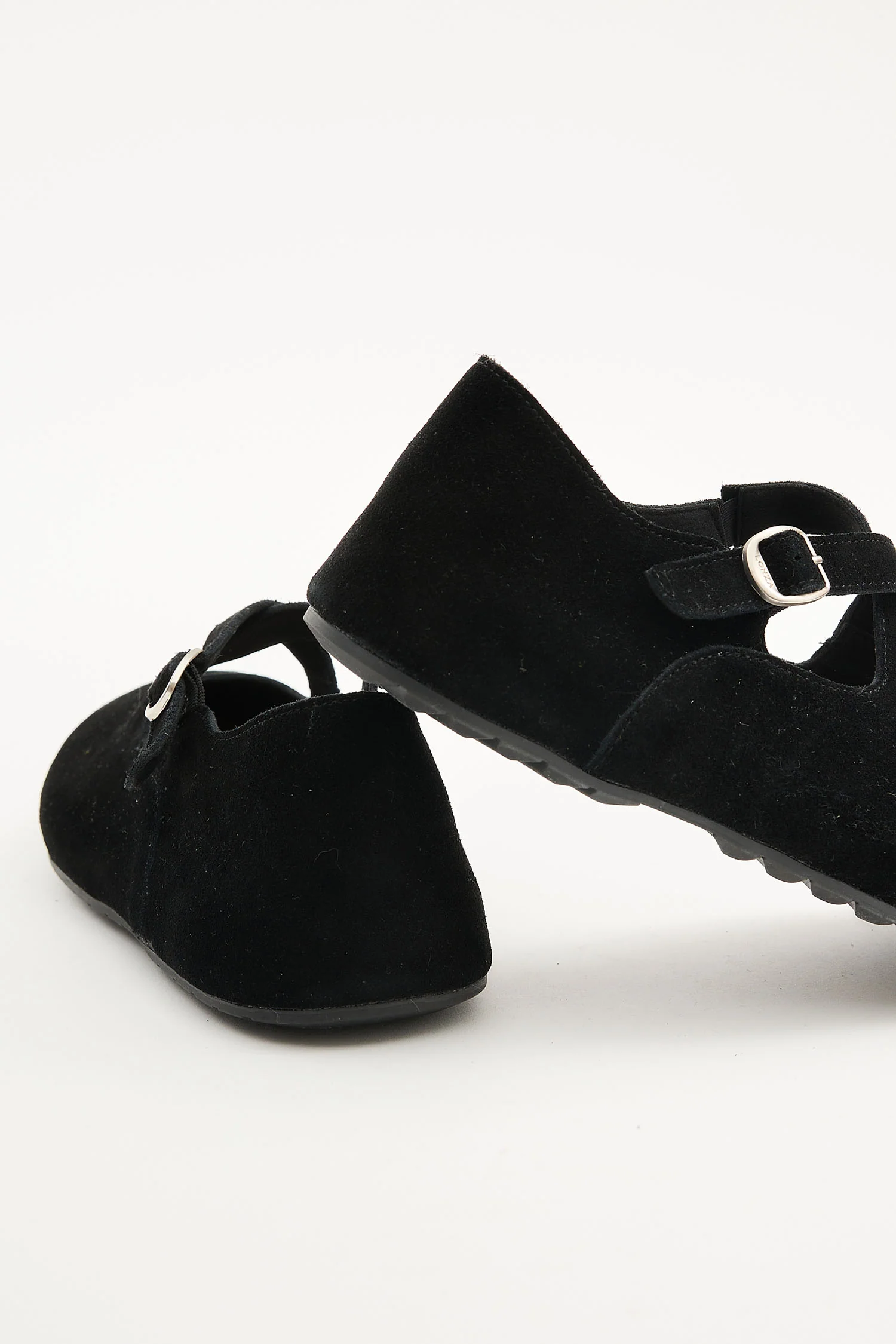 Laurel Black - Image 3