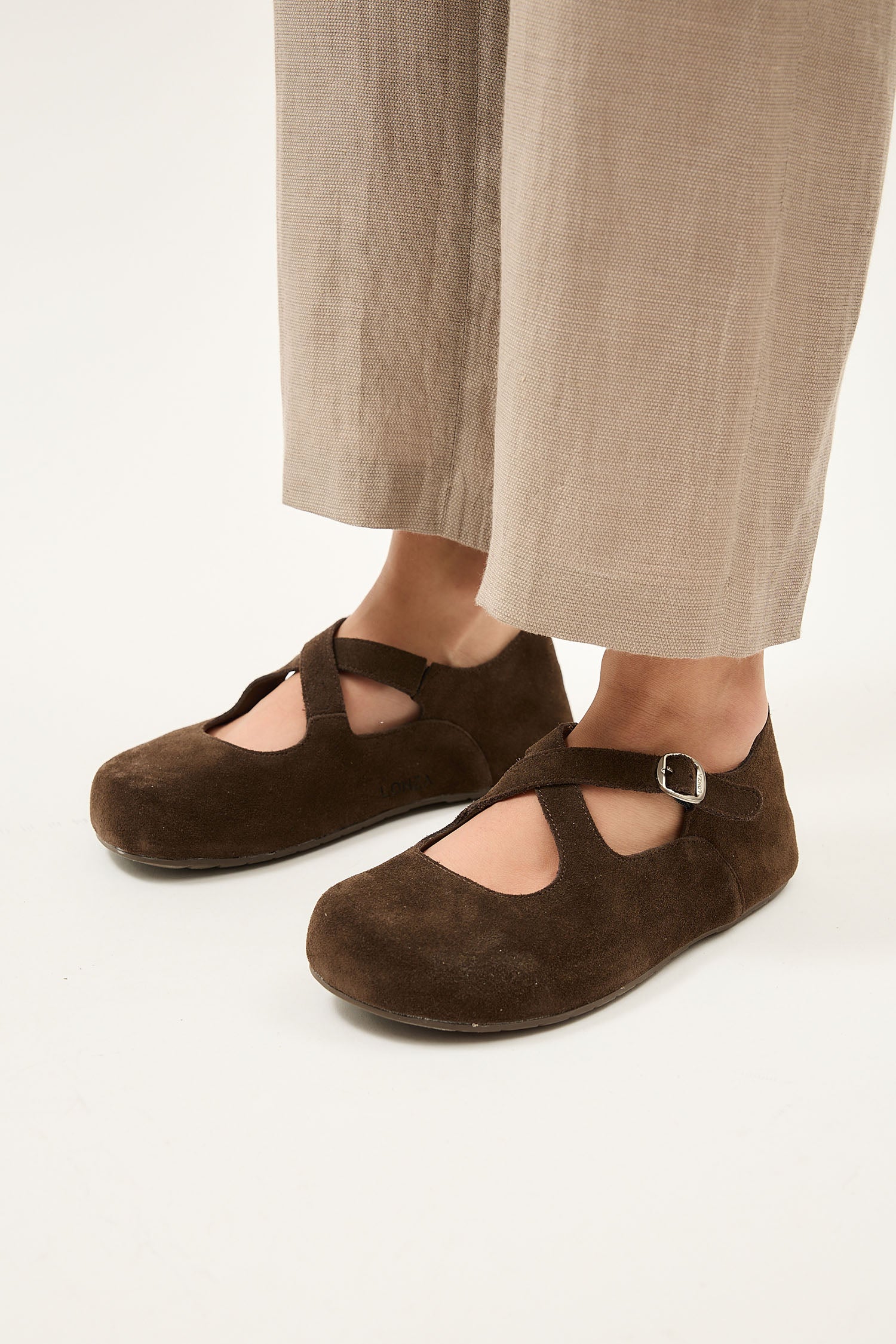 Laurel Brown - Image 15