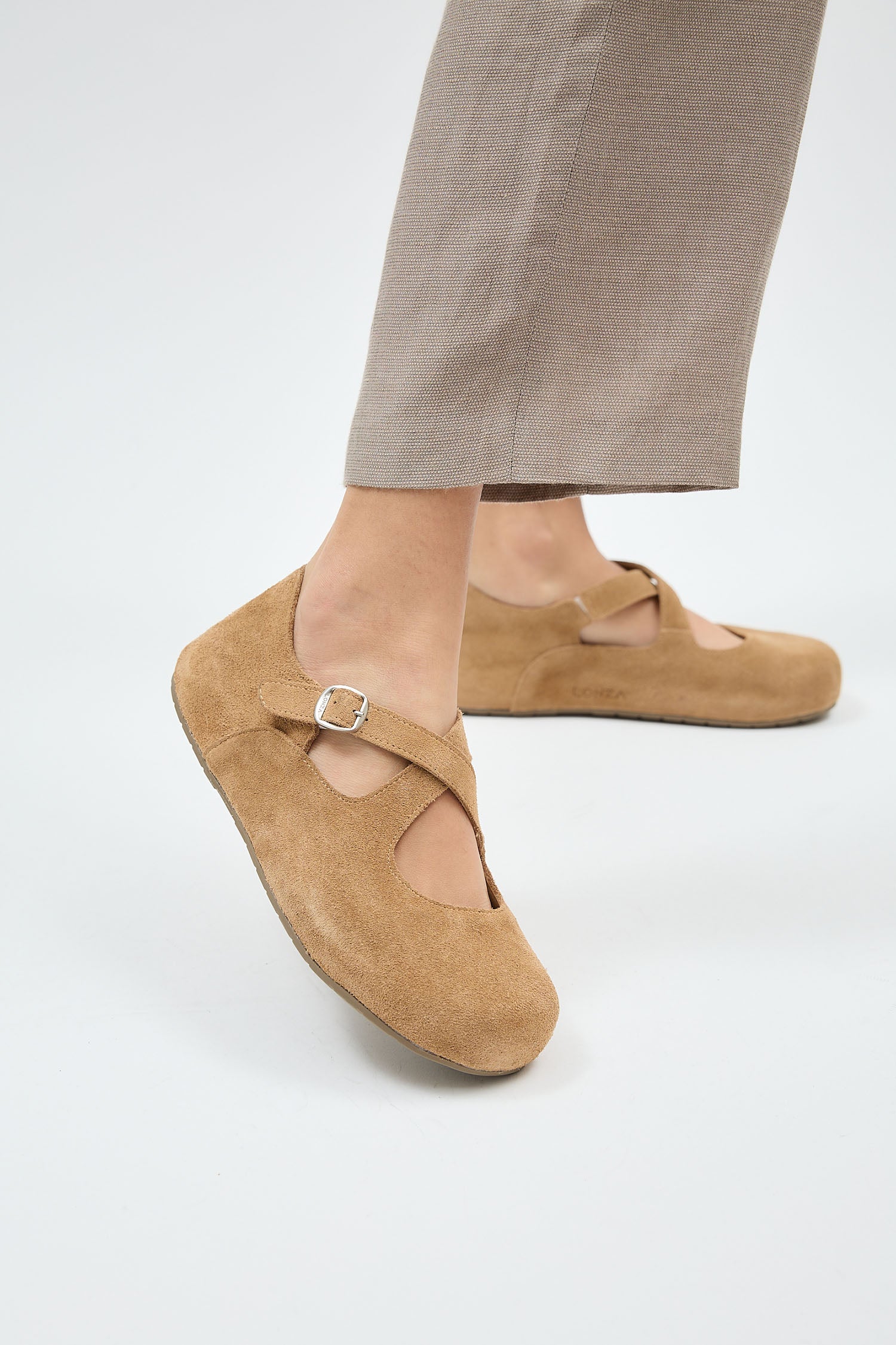 Laurel Camel - Image 14