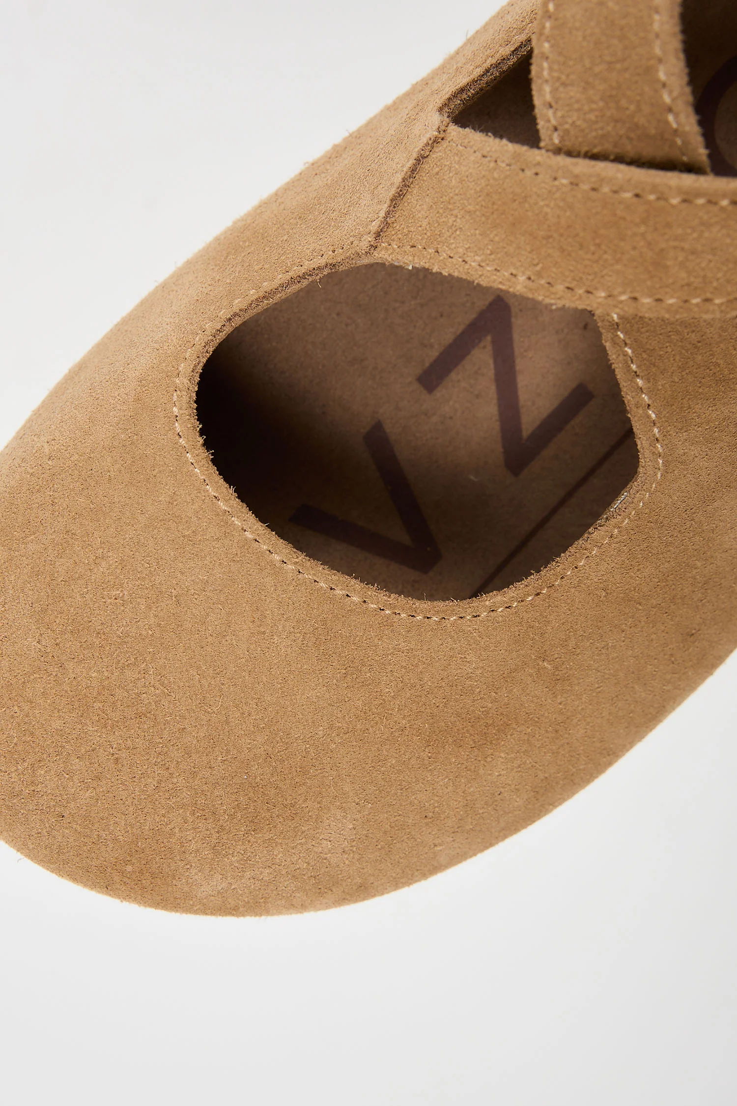 Laurel Camel - Image 7