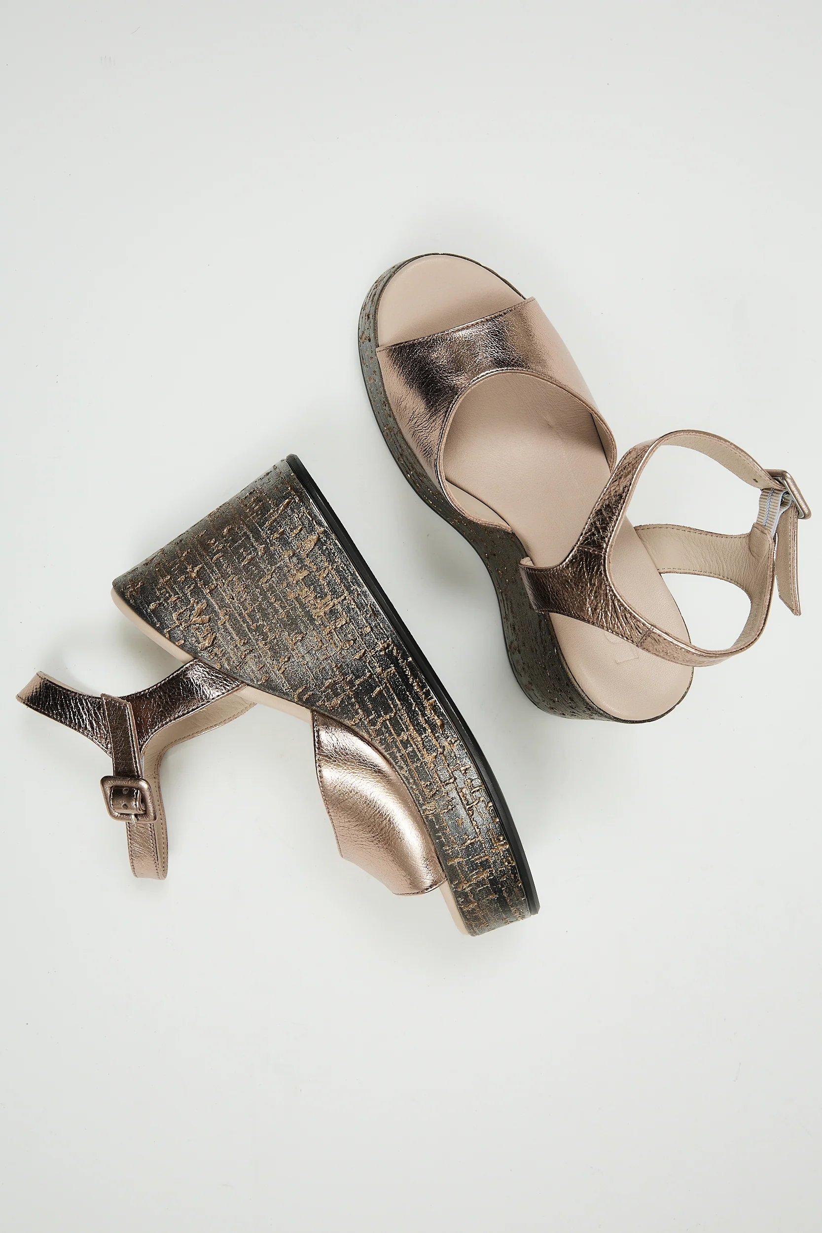 Lenore Bronze - Image 9