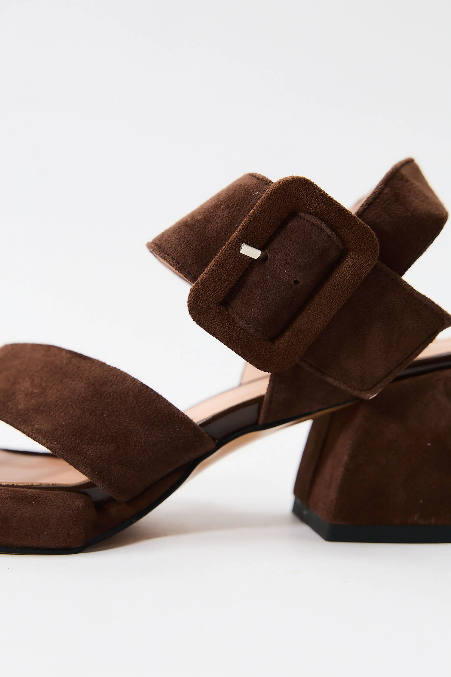 Leticia Brown - Image 2