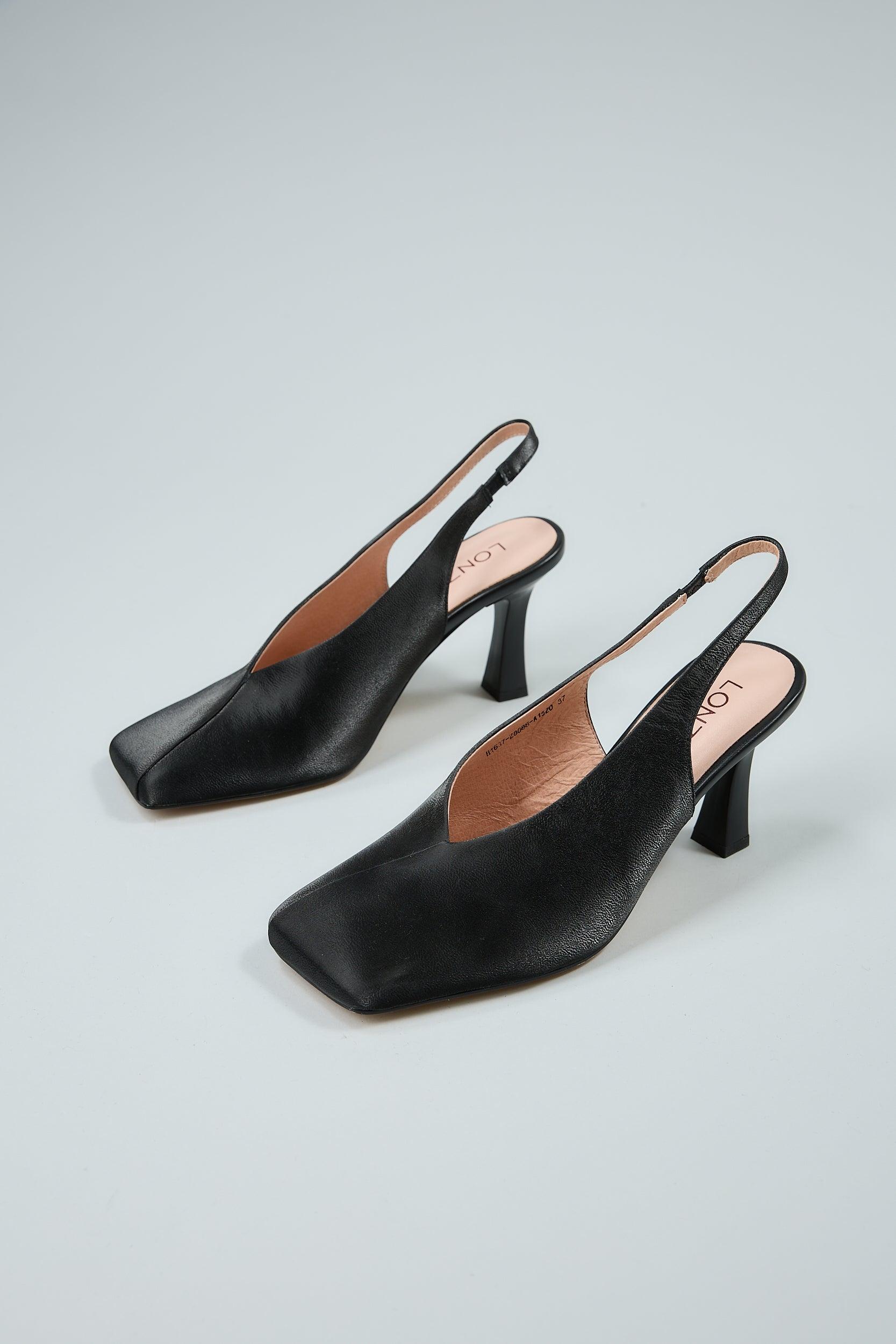 Linda Black - Image 14