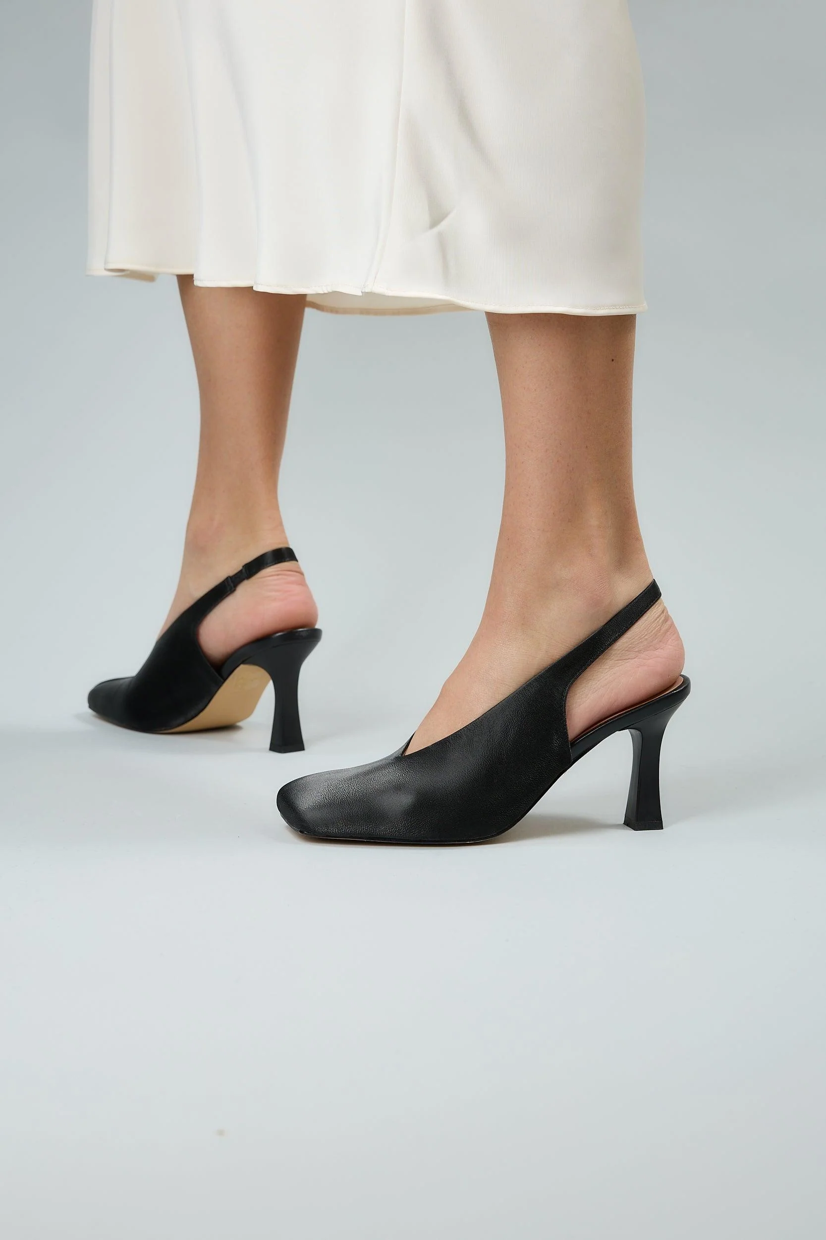 Linda Black - Image 3