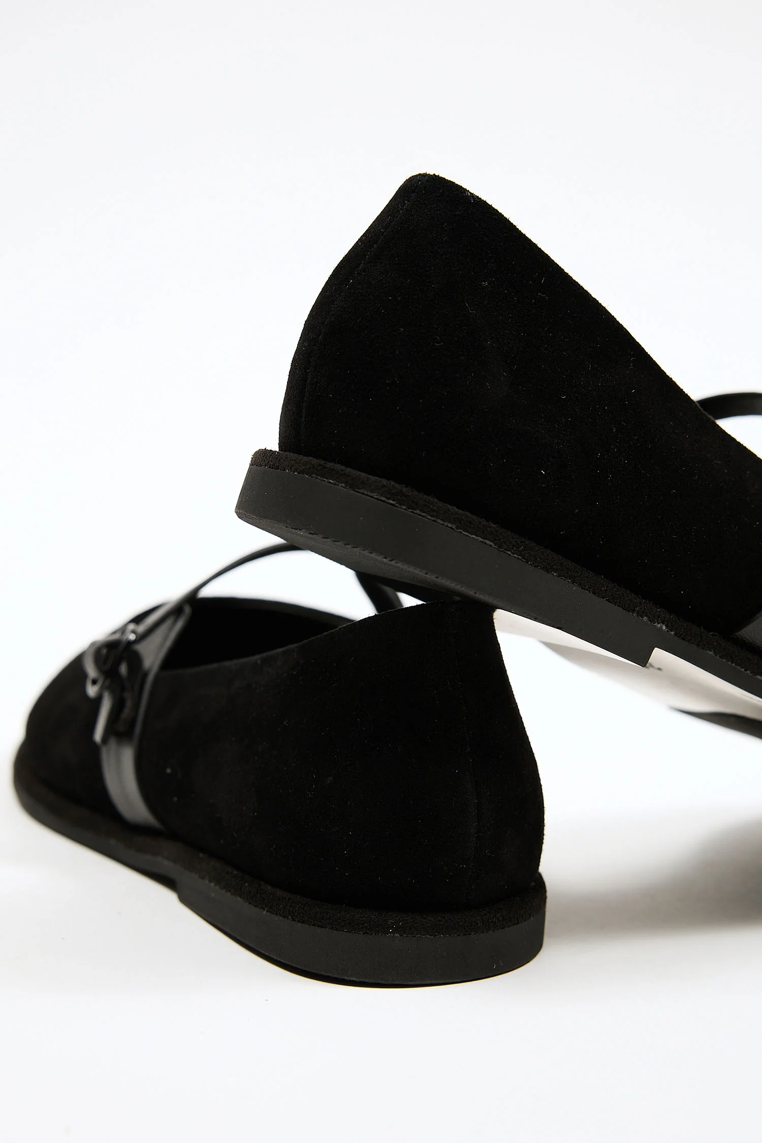 Lira Black - Image 4