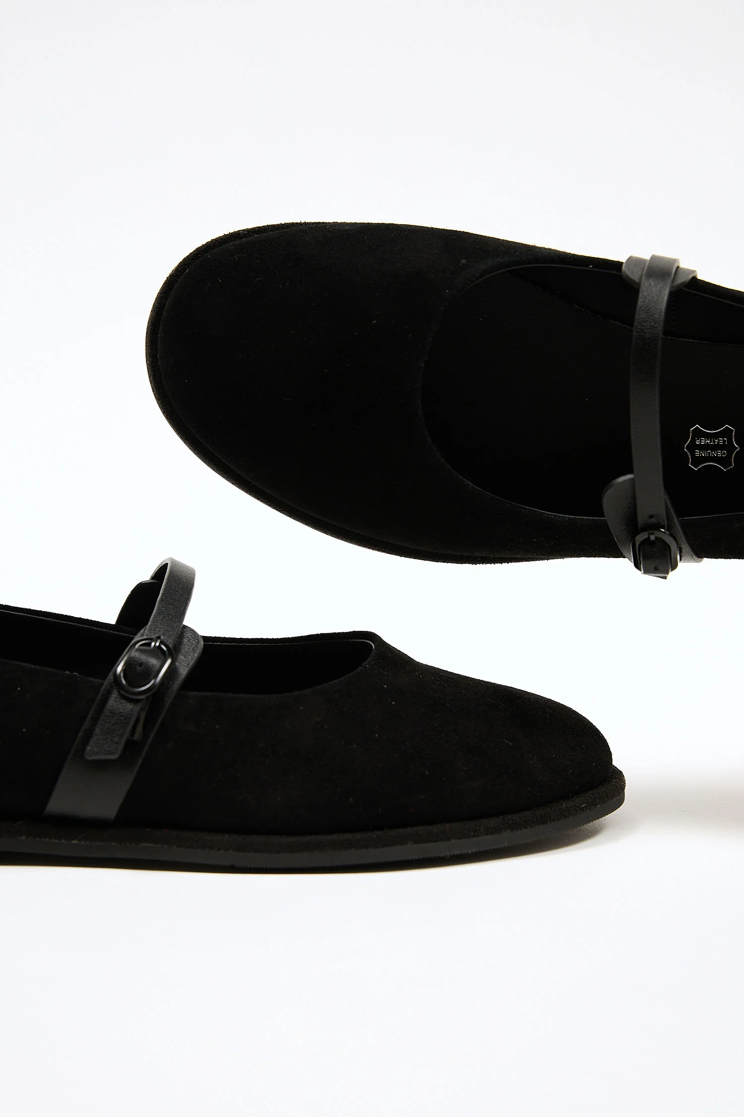 Lira Black - Image 5