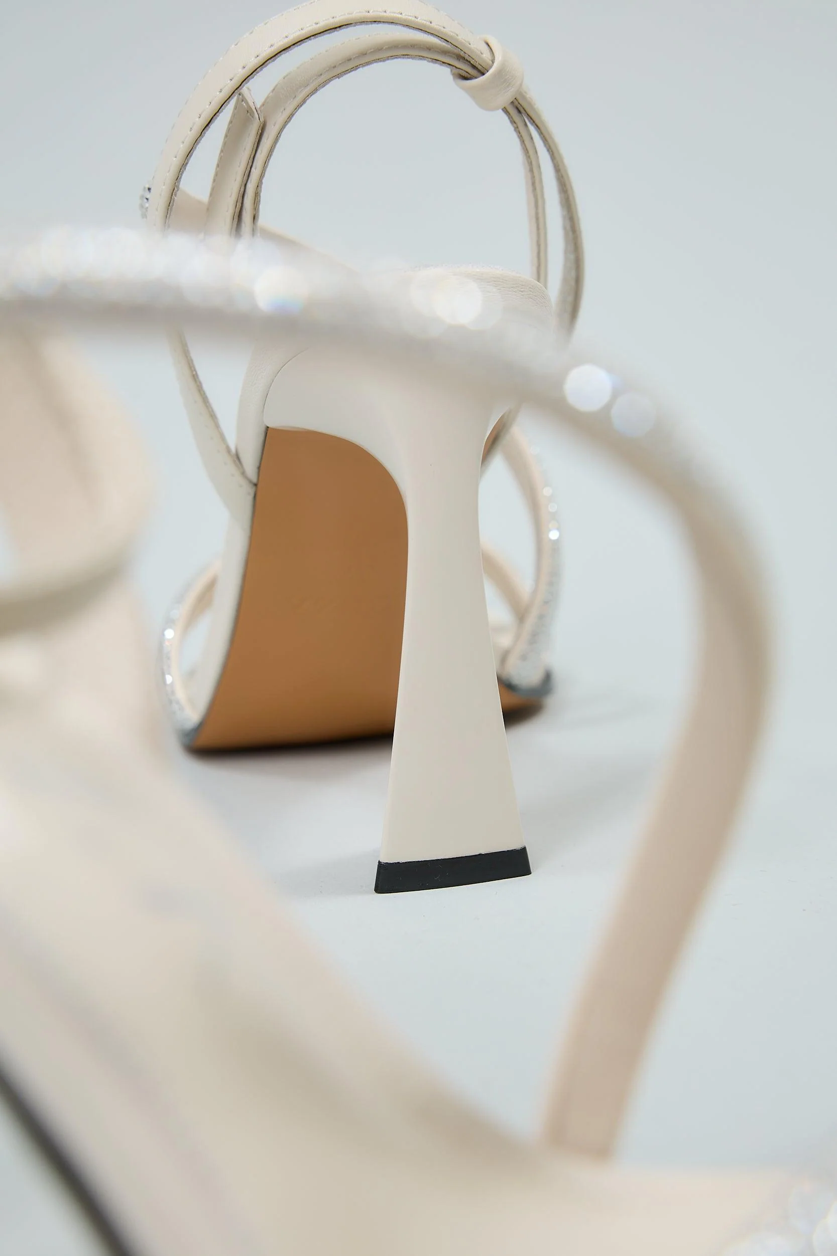 Lucia Milk - Image 15