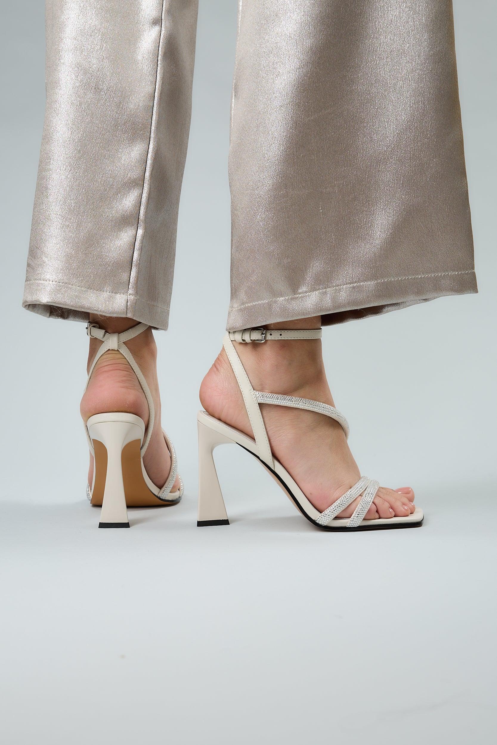 Lucia Milk - Image 7