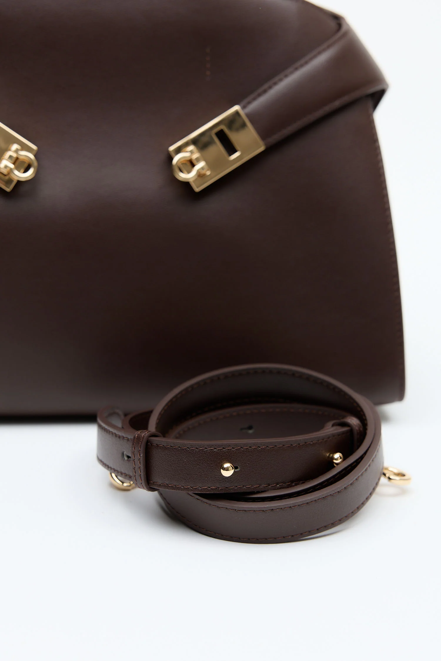 Maelle Brown - Image 14