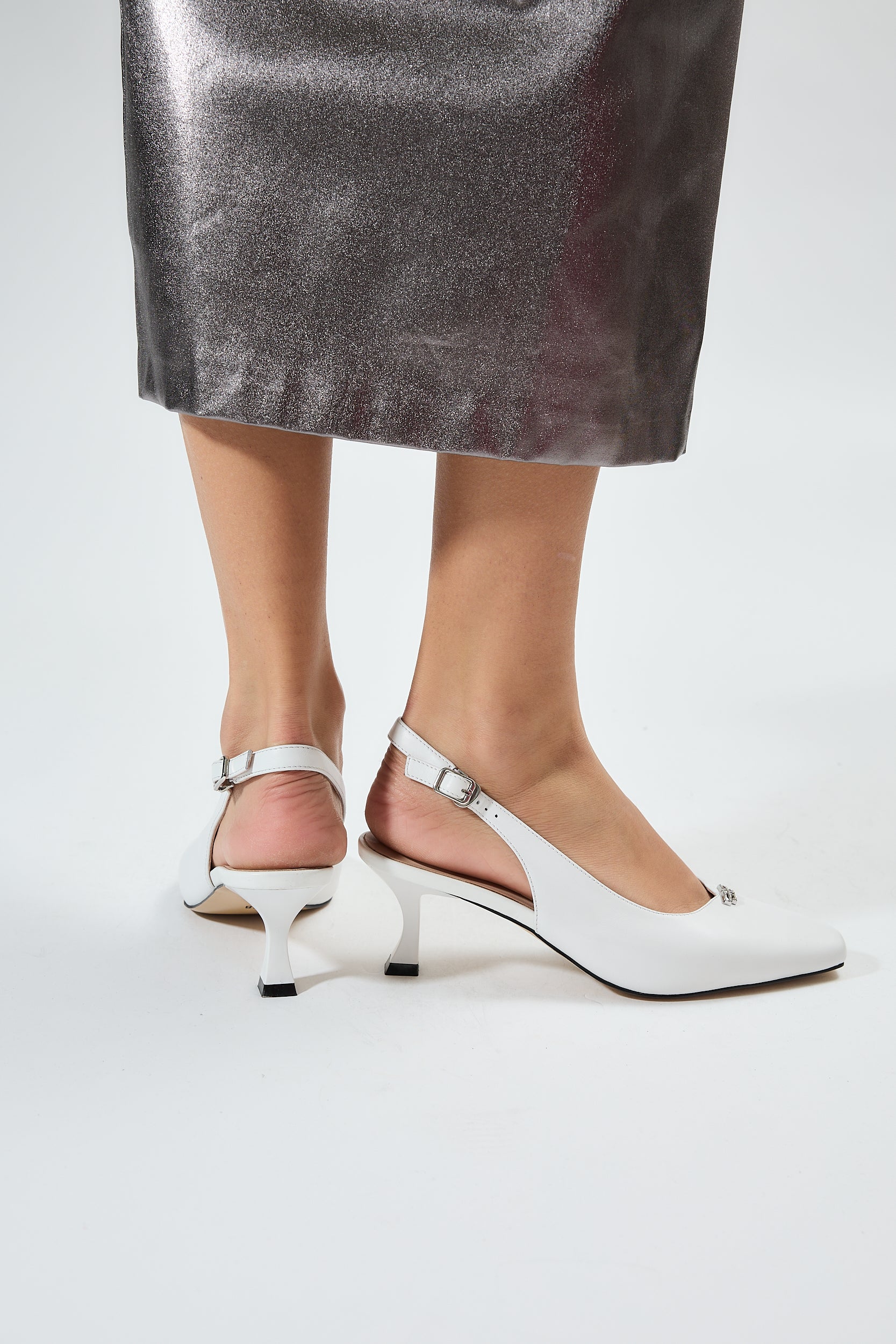 Maira White - Image 16