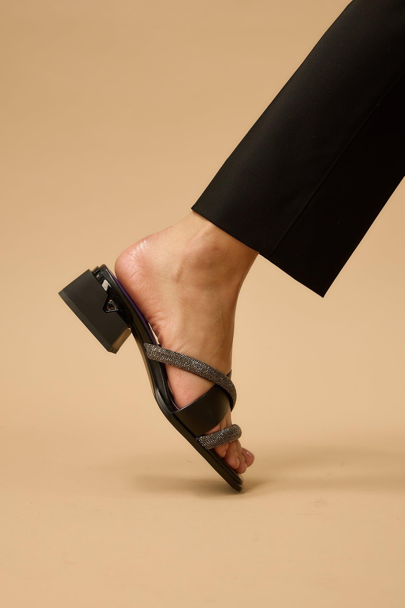 Myrto Black - Image 3