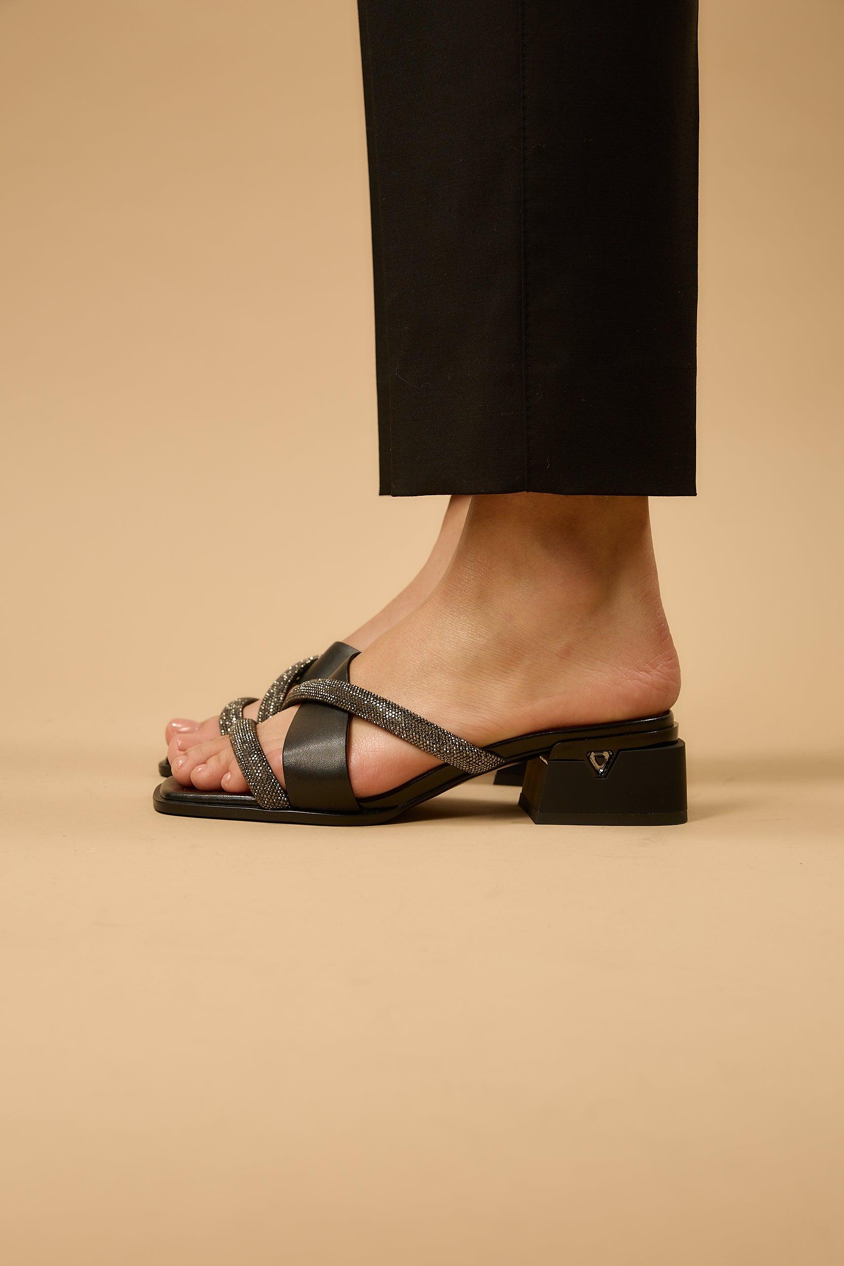 Myrto Black - Image 6