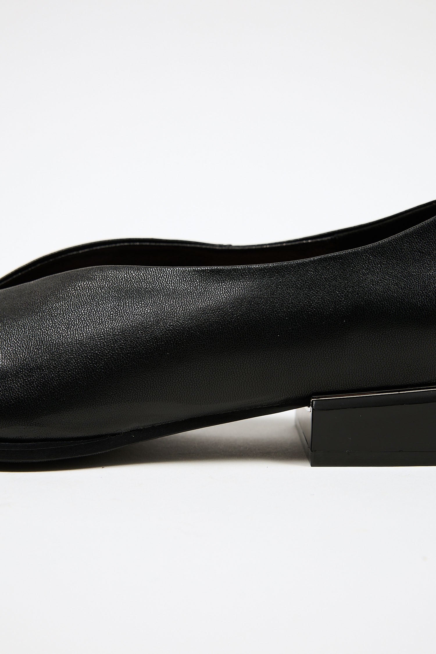 Milas Black - Image 3