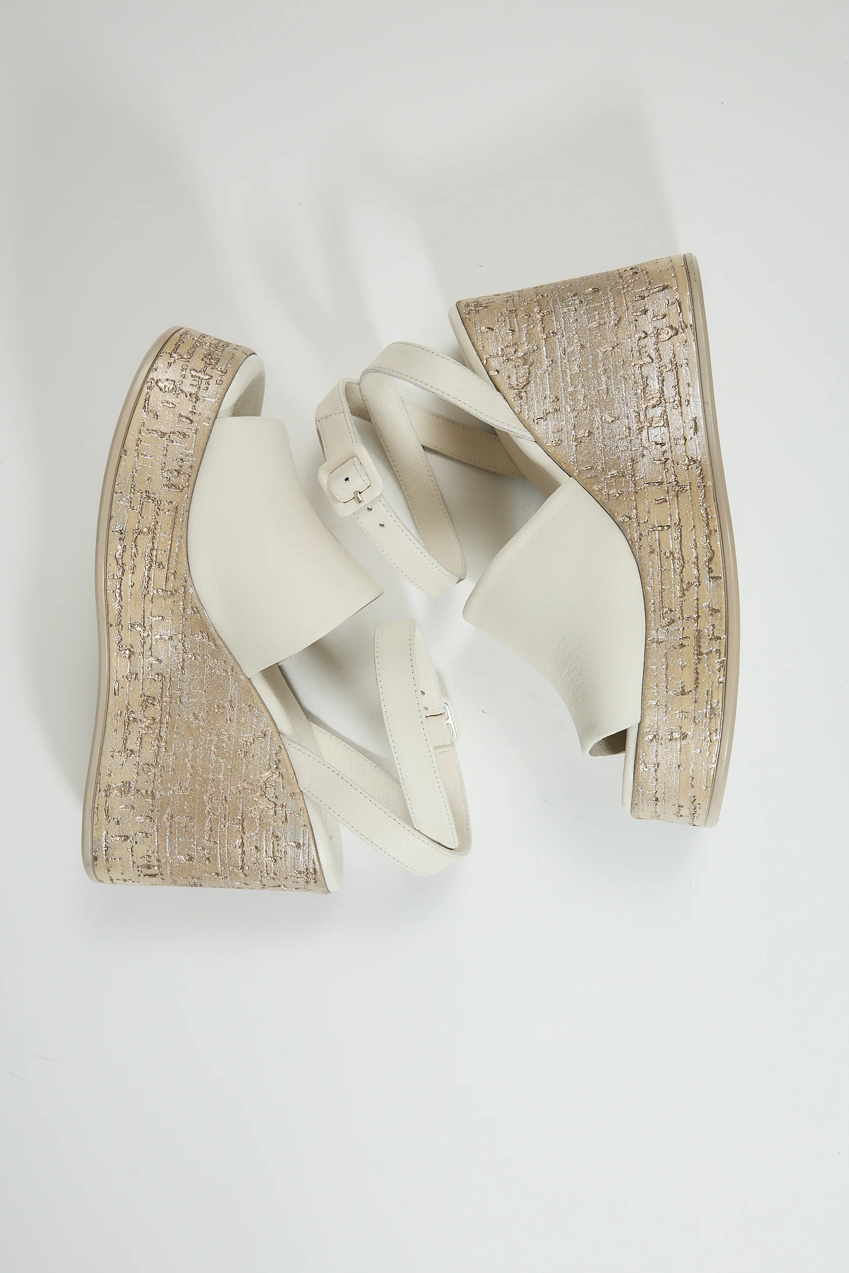Mindy Beige - Image 4