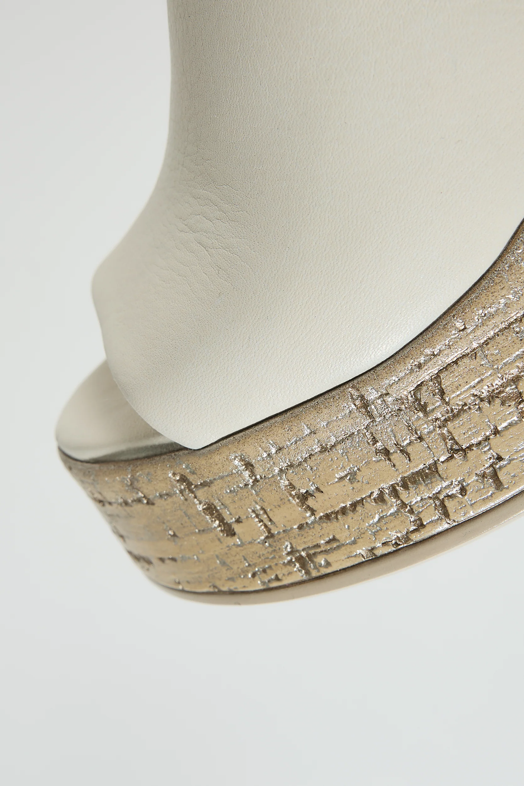 Mindy Beige - Image 7