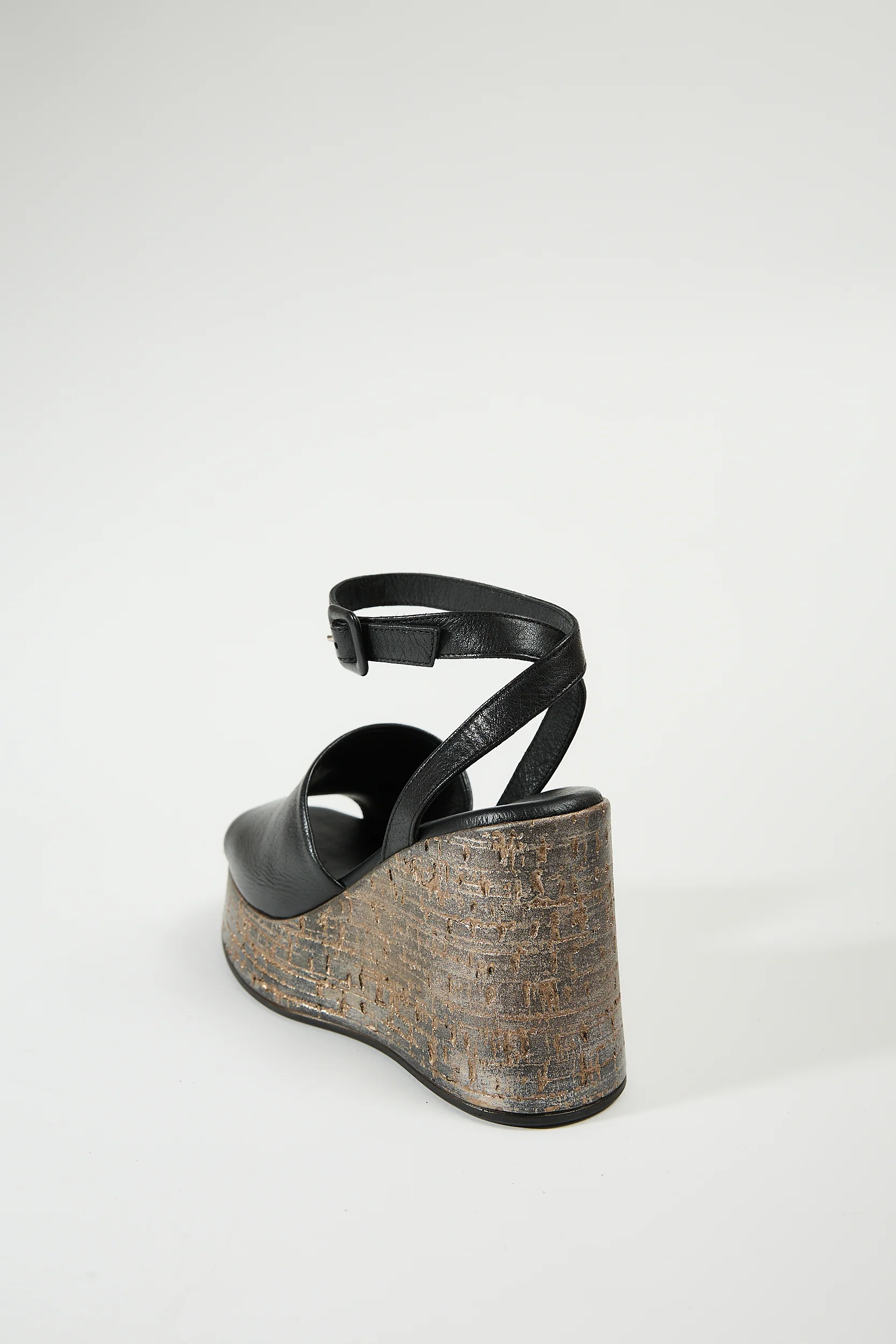 Mindy Black - Image 4