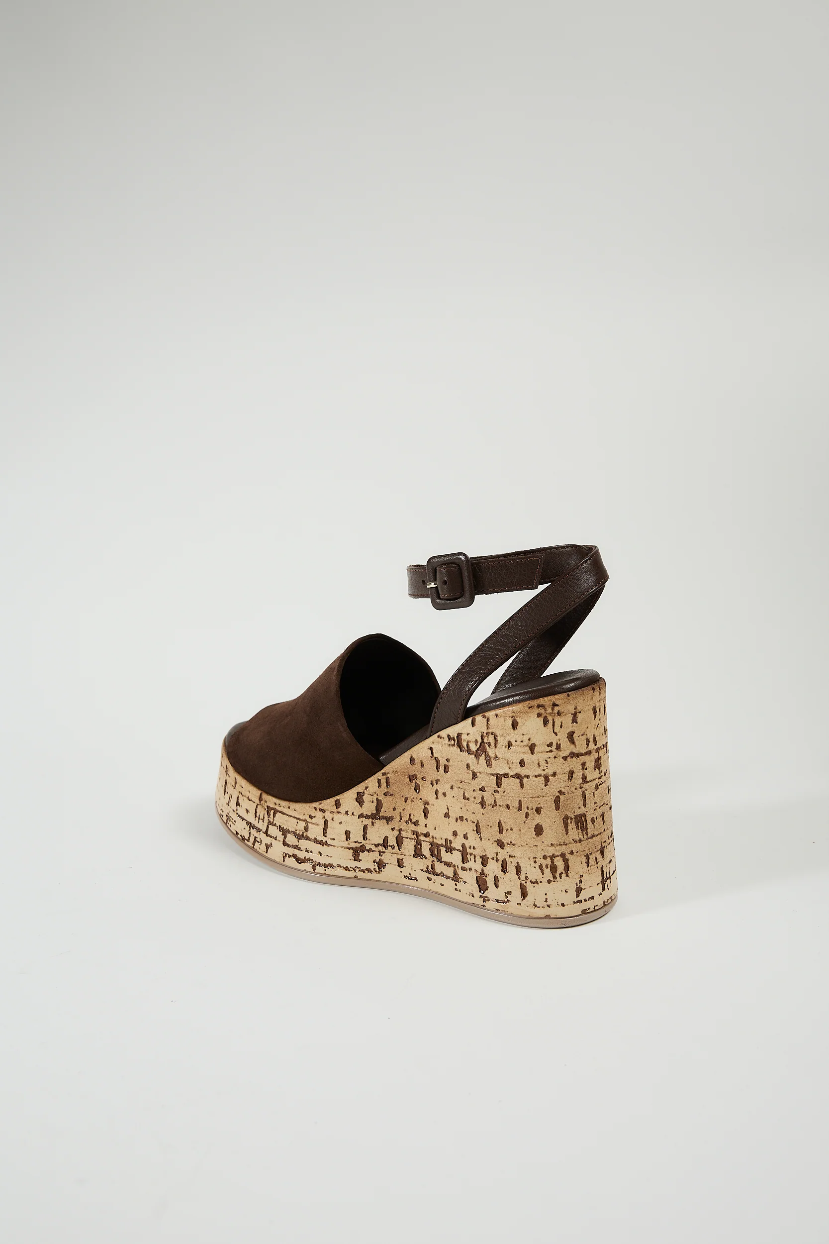 Mindy Brown - Image 3