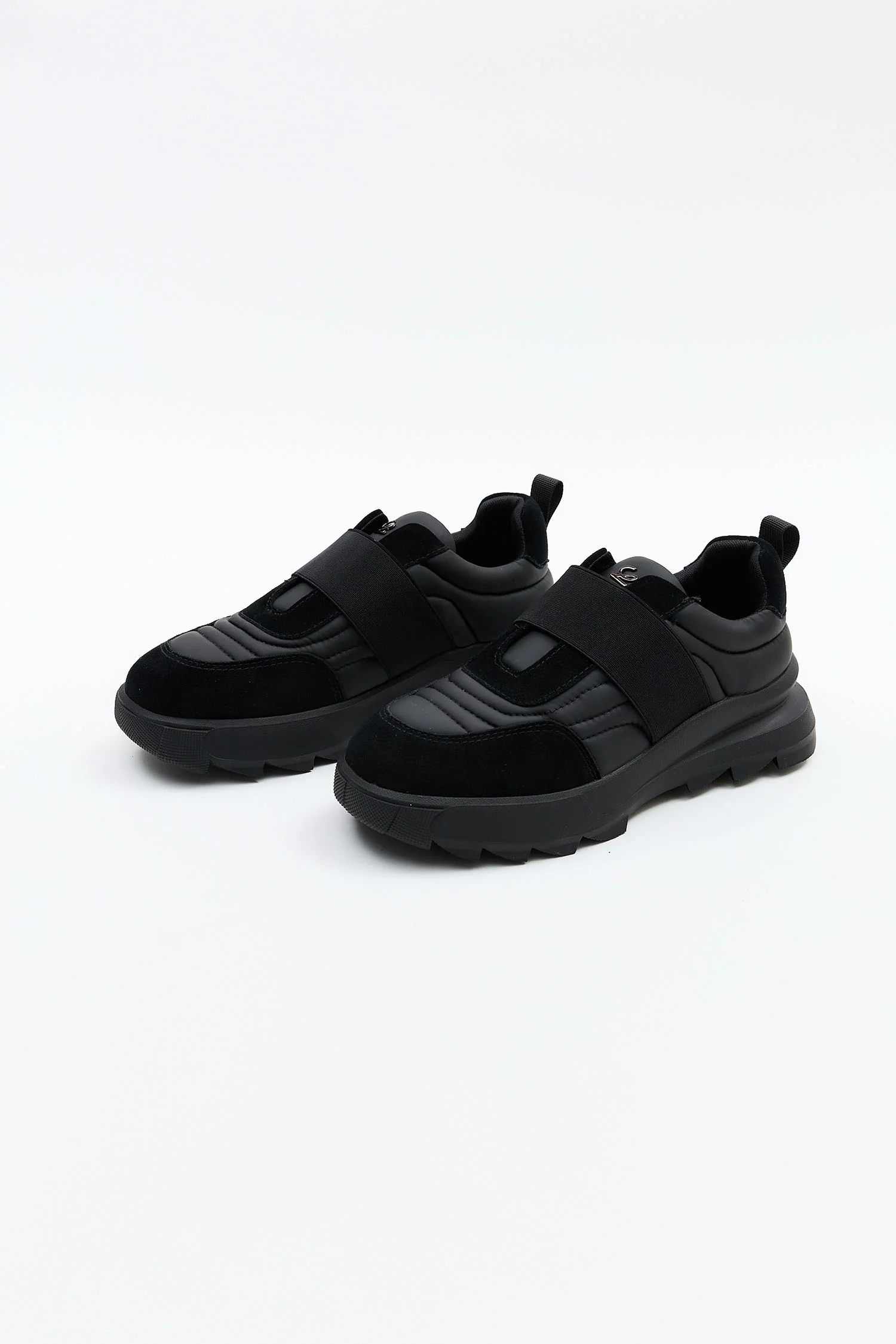 Mirelle Black - Image 6