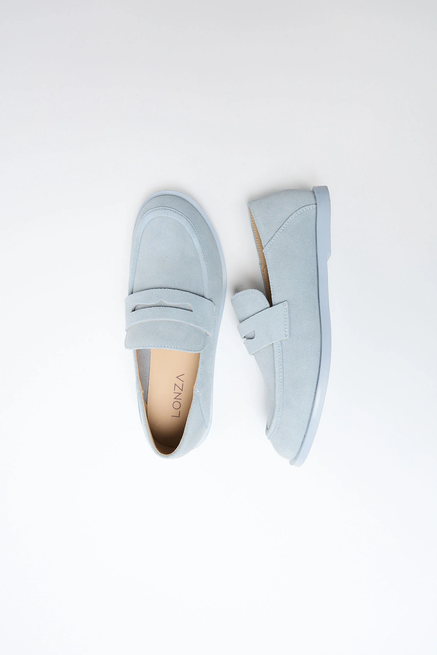 Moira Blue - Image 7