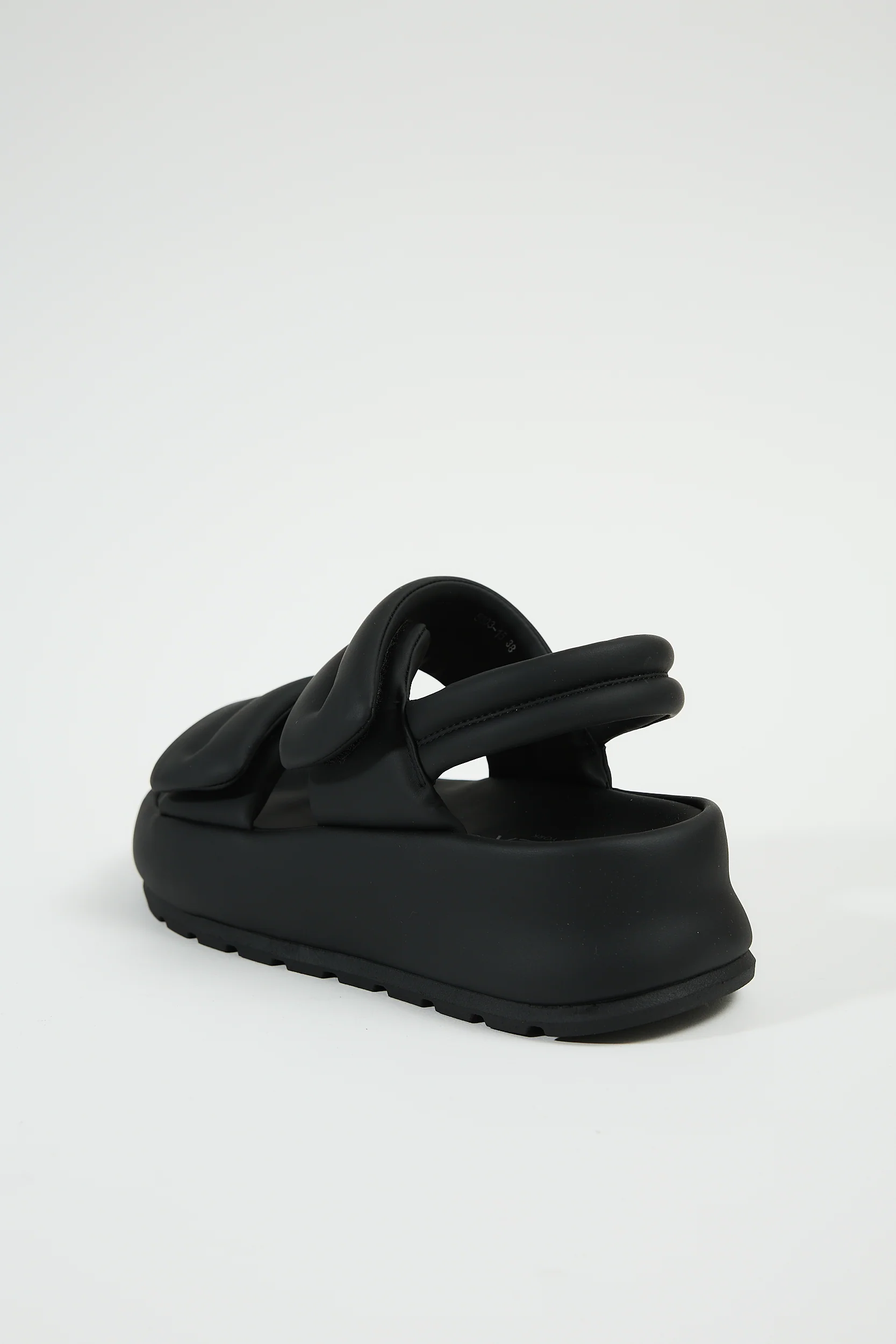 Niceole Black - Image 3