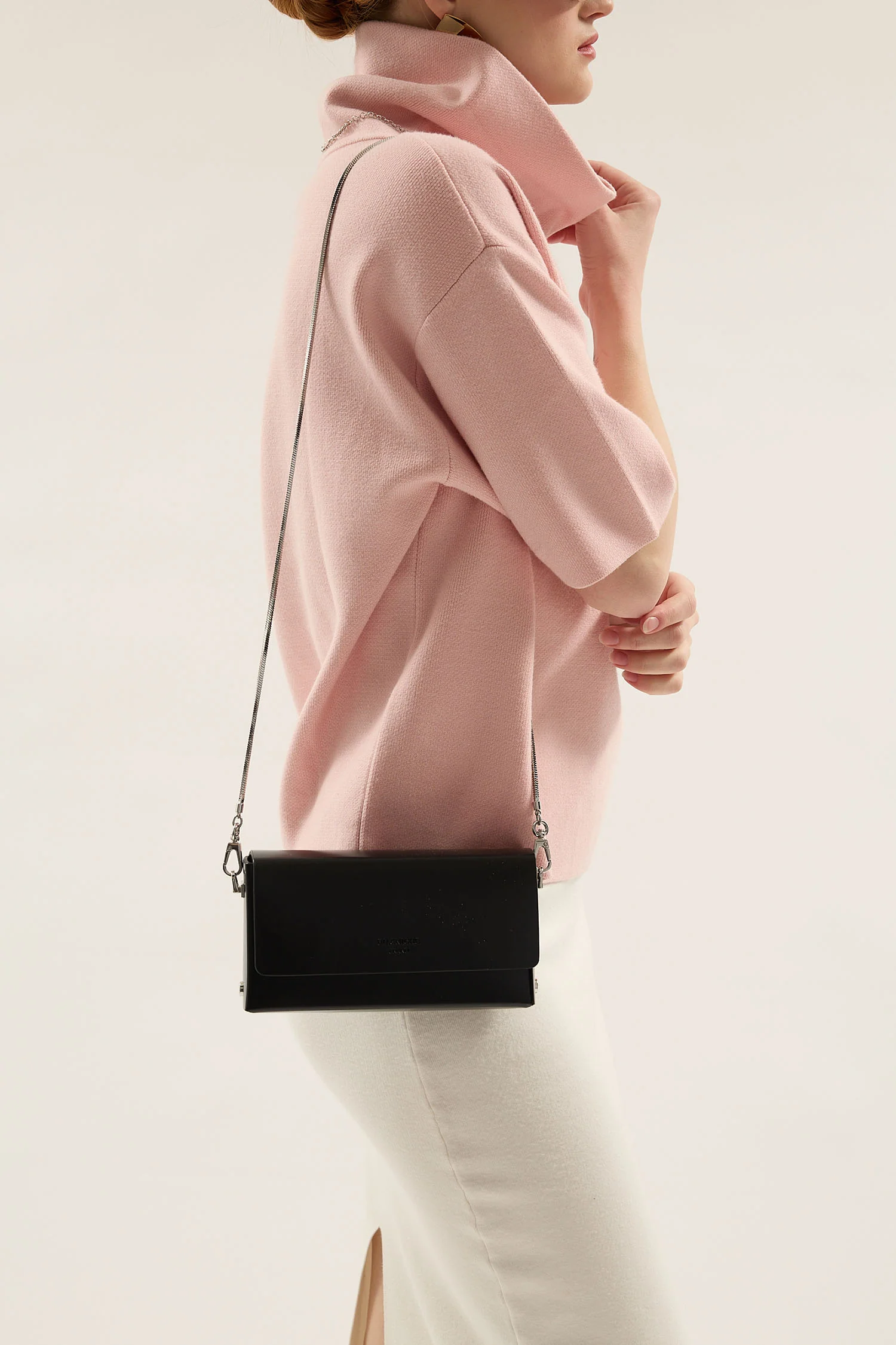 Olivi Black - Image 6