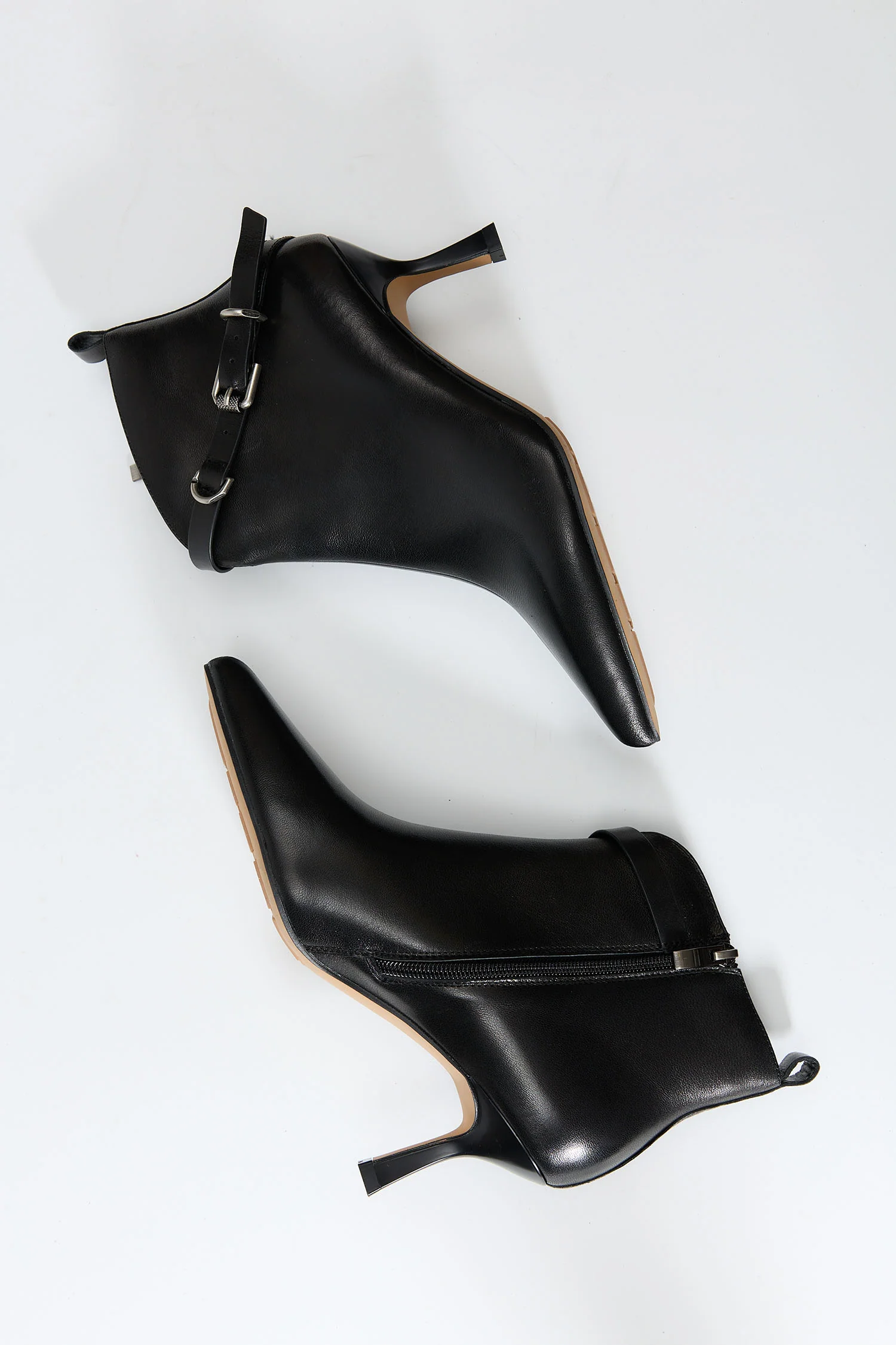 Ostra Black - Image 6