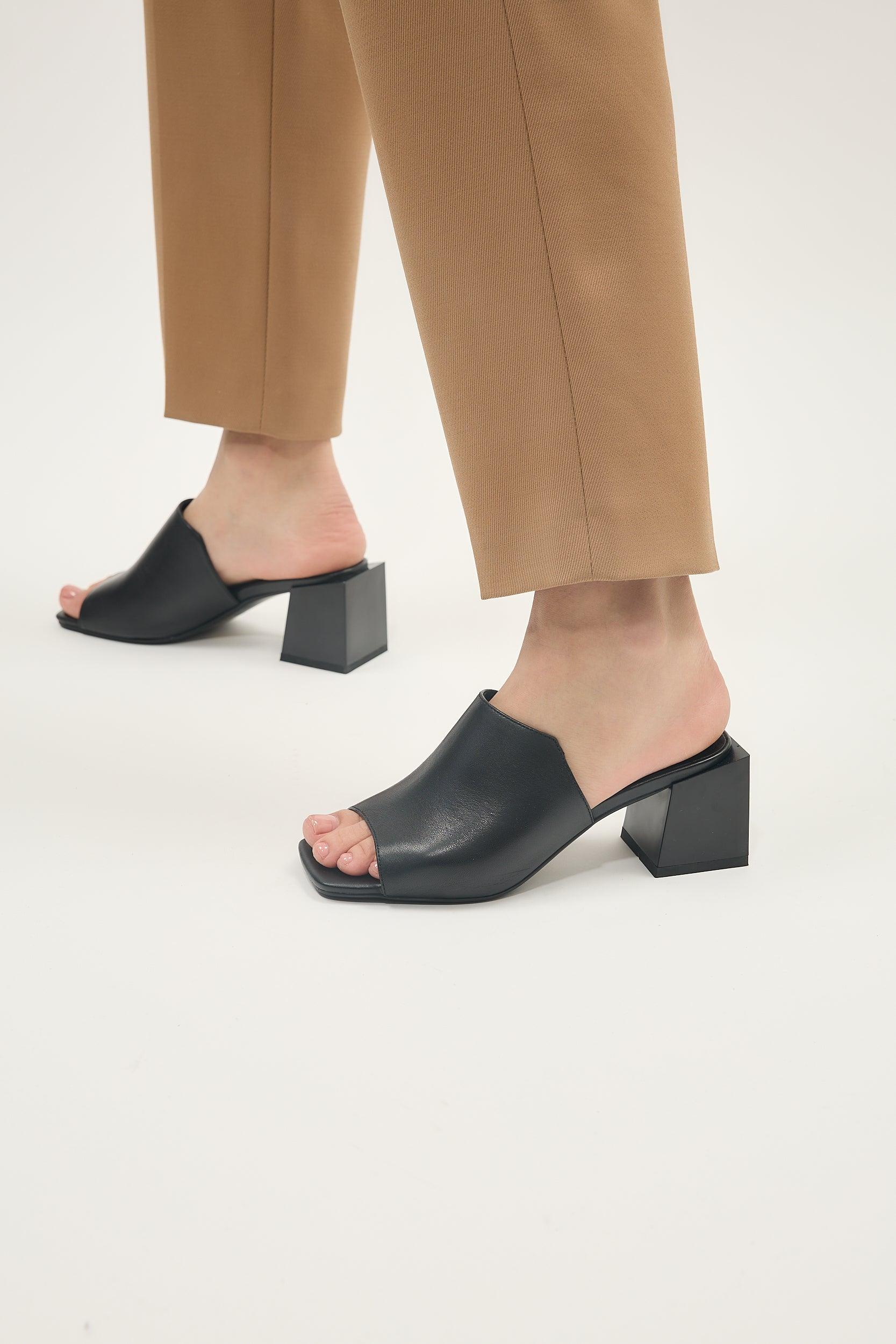 Paloma Black - Image 3