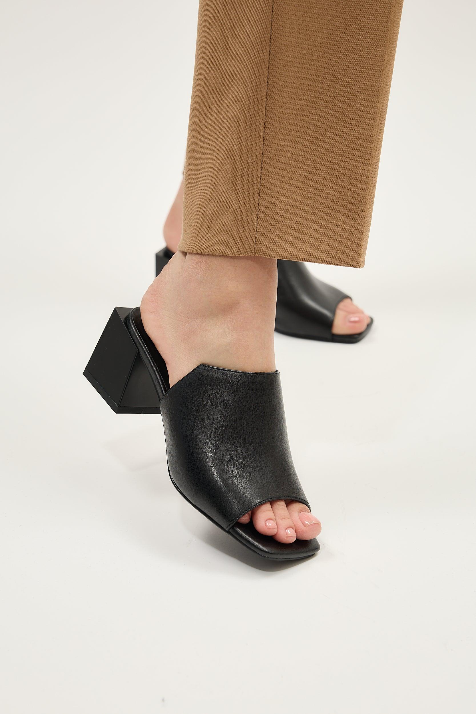 Paloma Black - Image 5